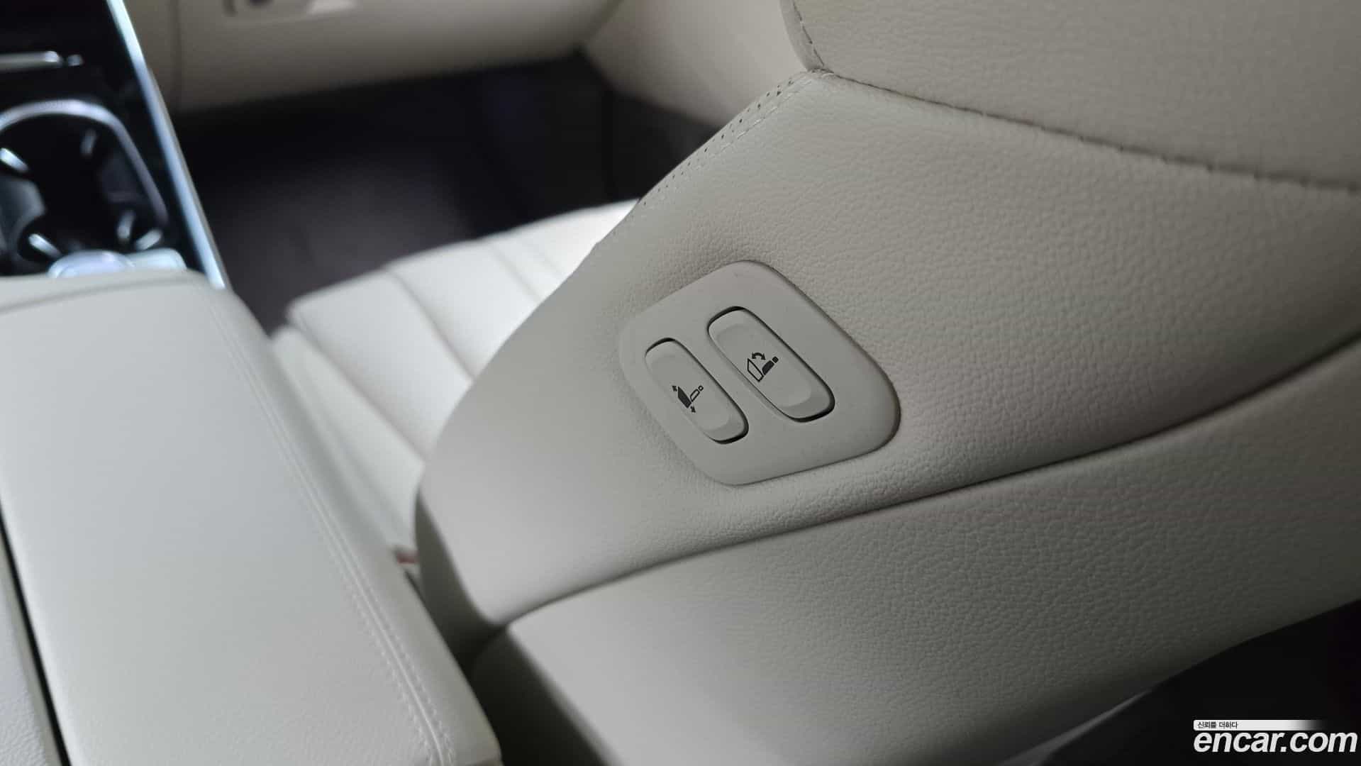 GV80 Genesis 2023.2-OPTION-042