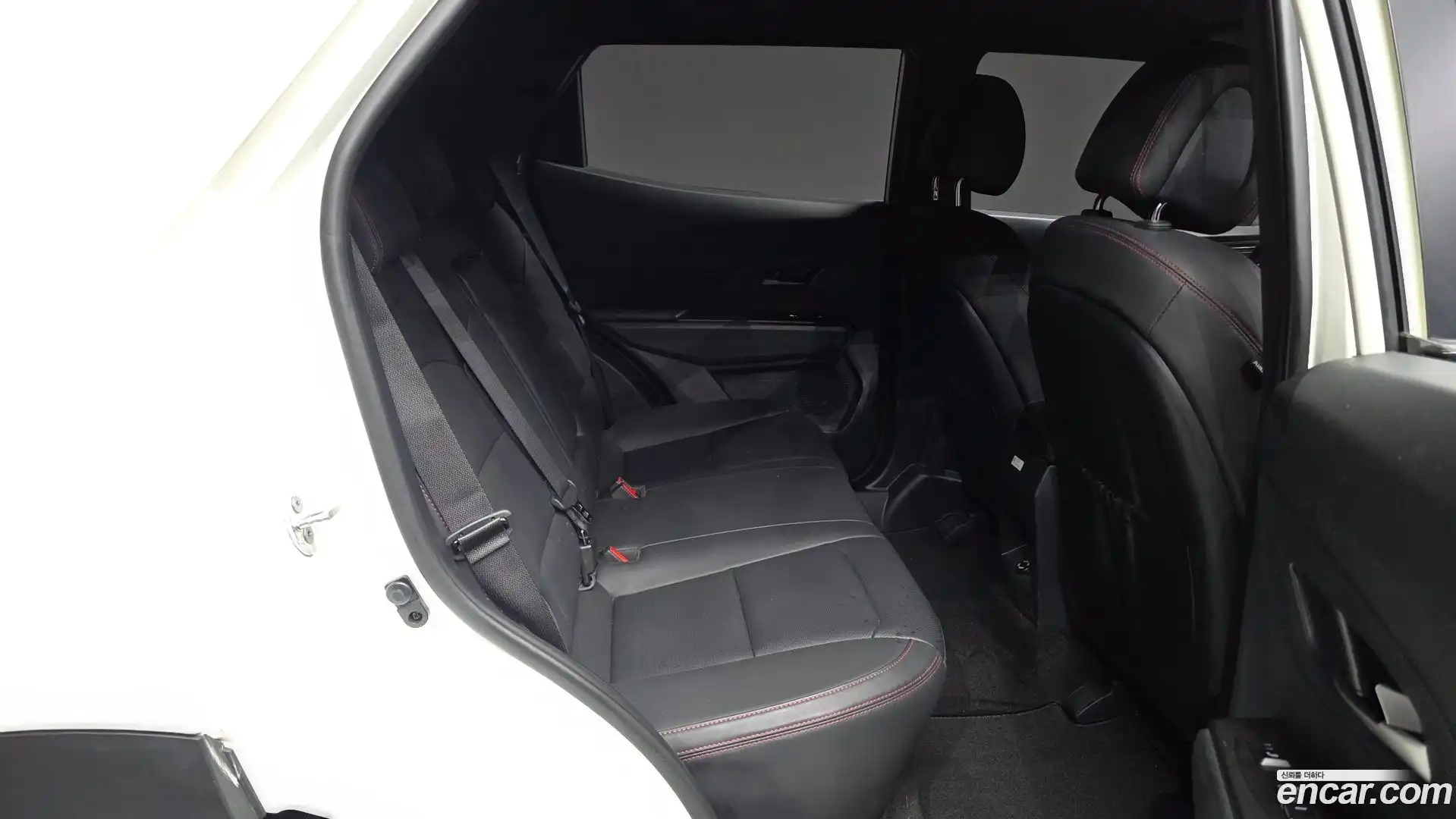 KORANDO KG Mobility 2021.8-OPTION-016