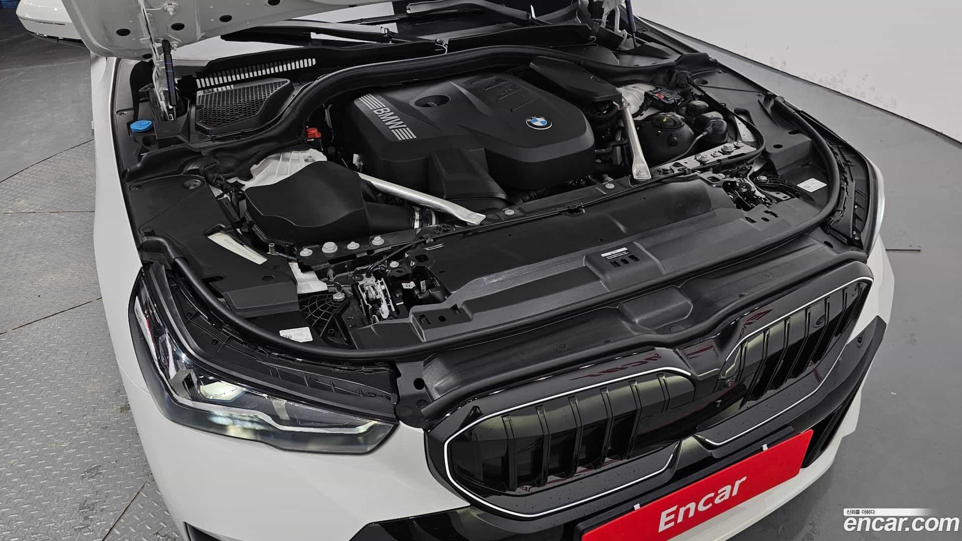 5-Series BMW 2025.7-OUTER-006