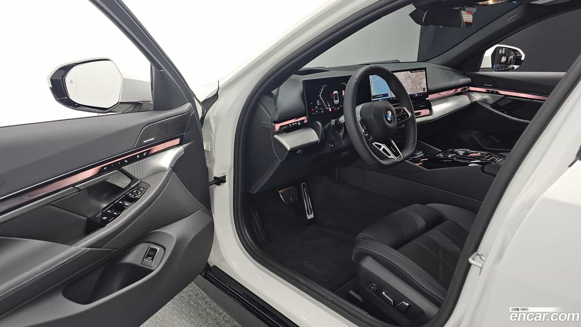 5-Series BMW 2025.7-OPTION-015
