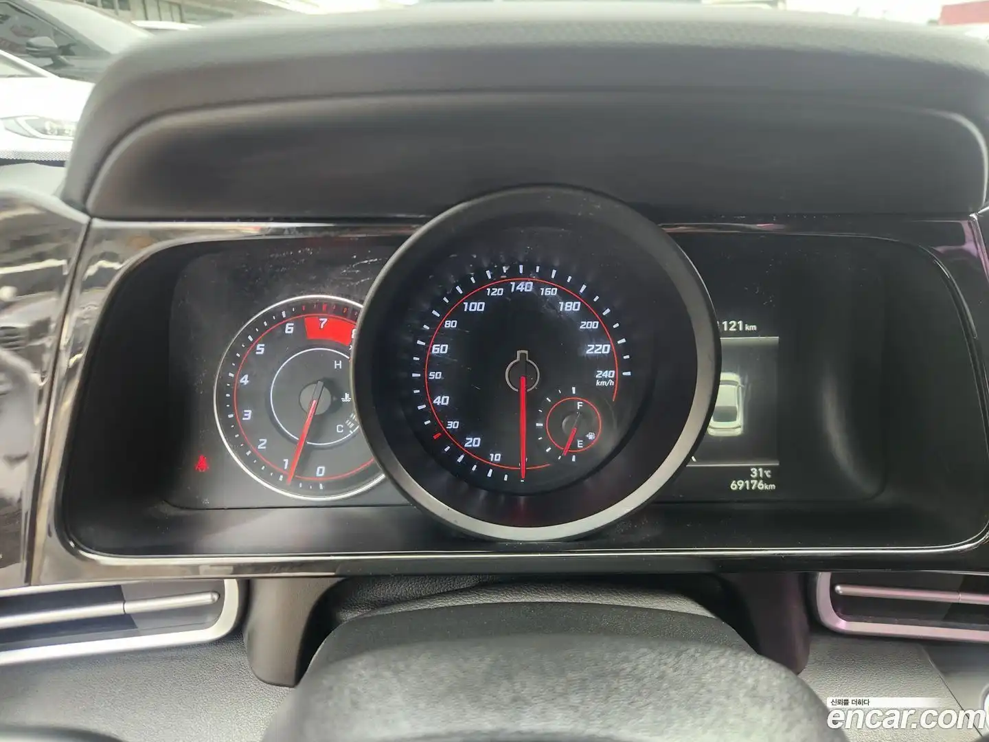 AVANTE Hyundai 2020.11-INNER-007