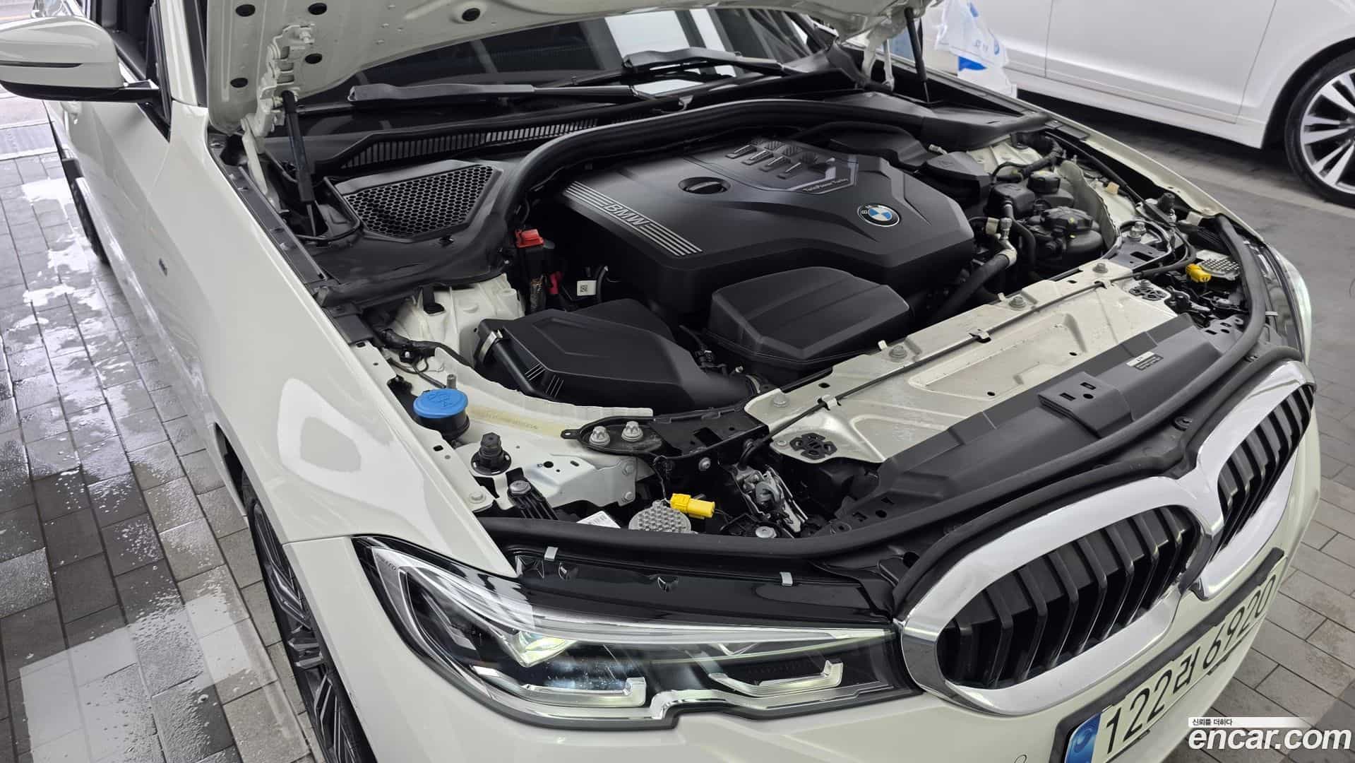 3-Series BMW 2022.2-OUTER-006