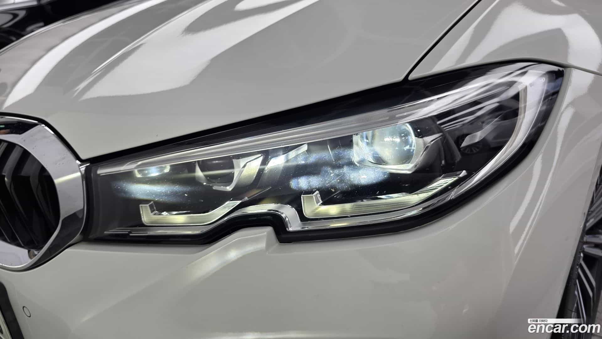 3-Series BMW 2022.2-OUTER-032