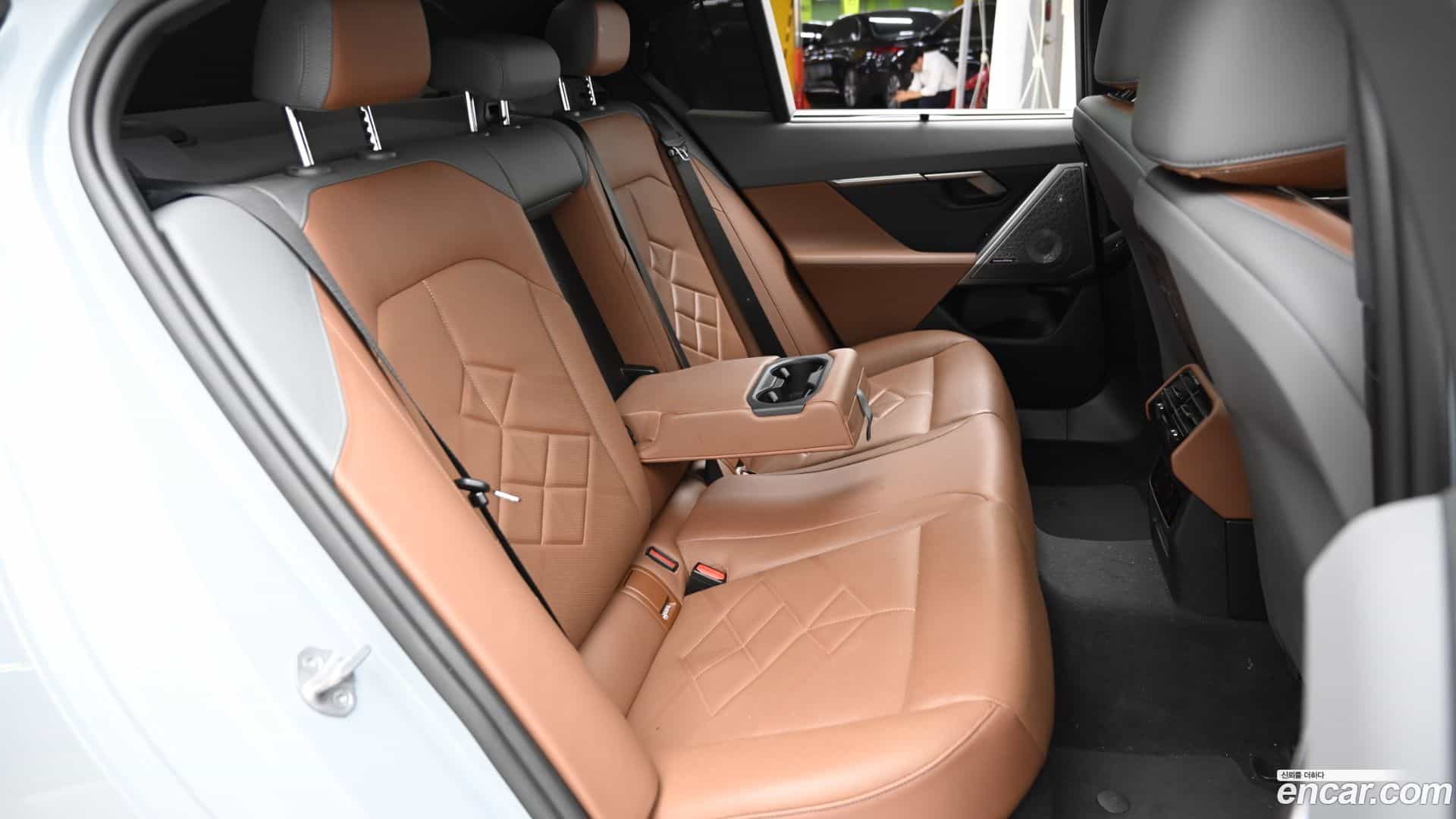 5-Series BMW 2024.4-OPTION-016