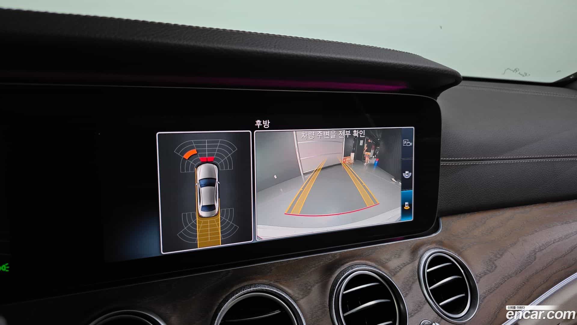 E-Class Mercedes-Benz 2019.6-OPTION-018