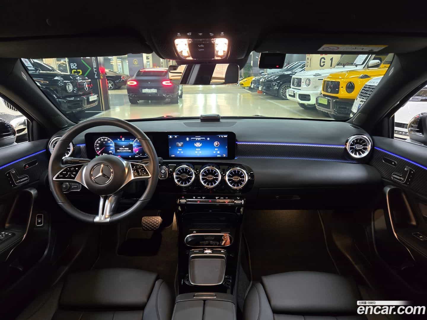 A-Class Mercedes-Benz 2023.11-OPTION-015