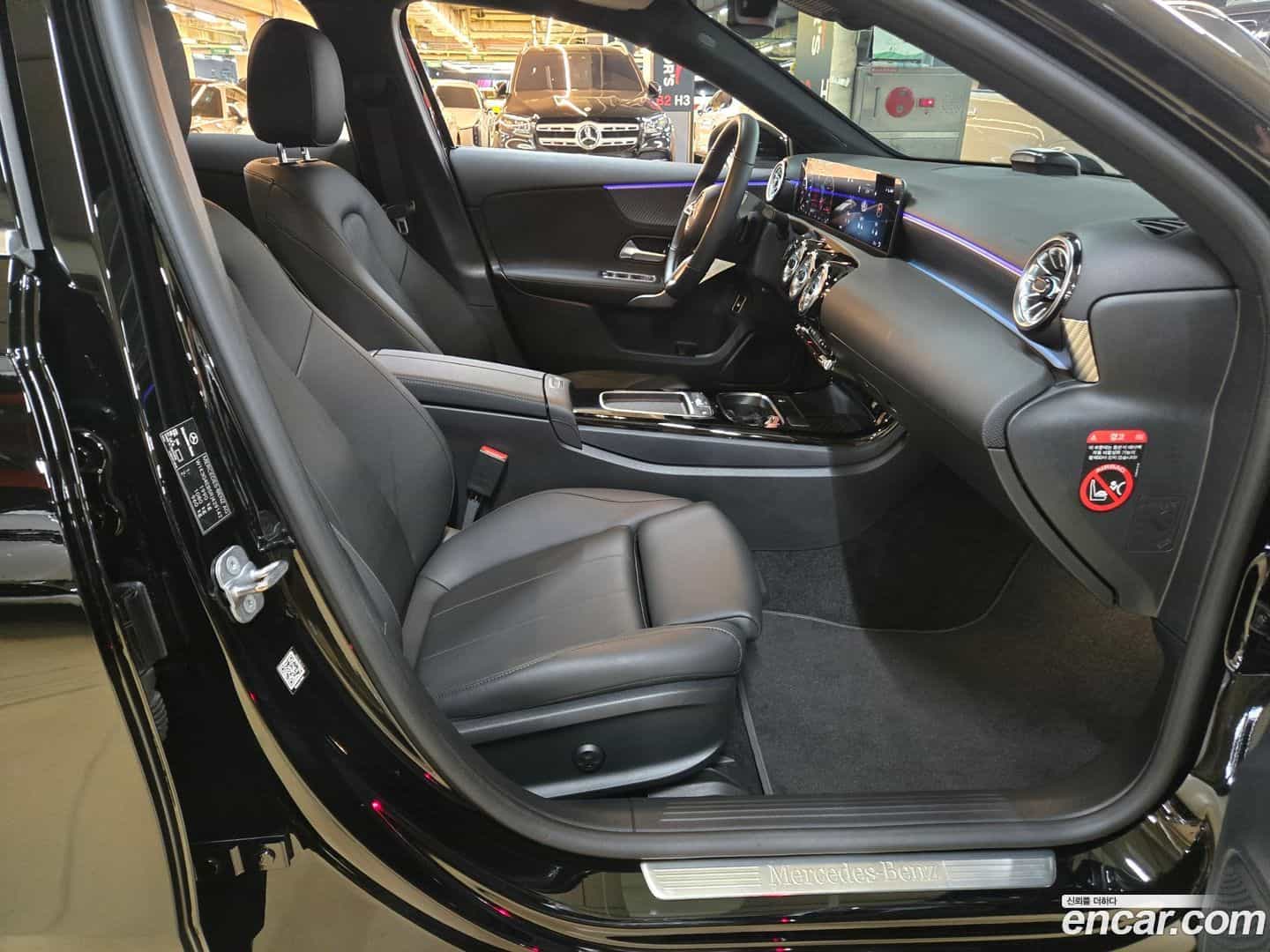 A-Class Mercedes-Benz 2023.11-OPTION-018