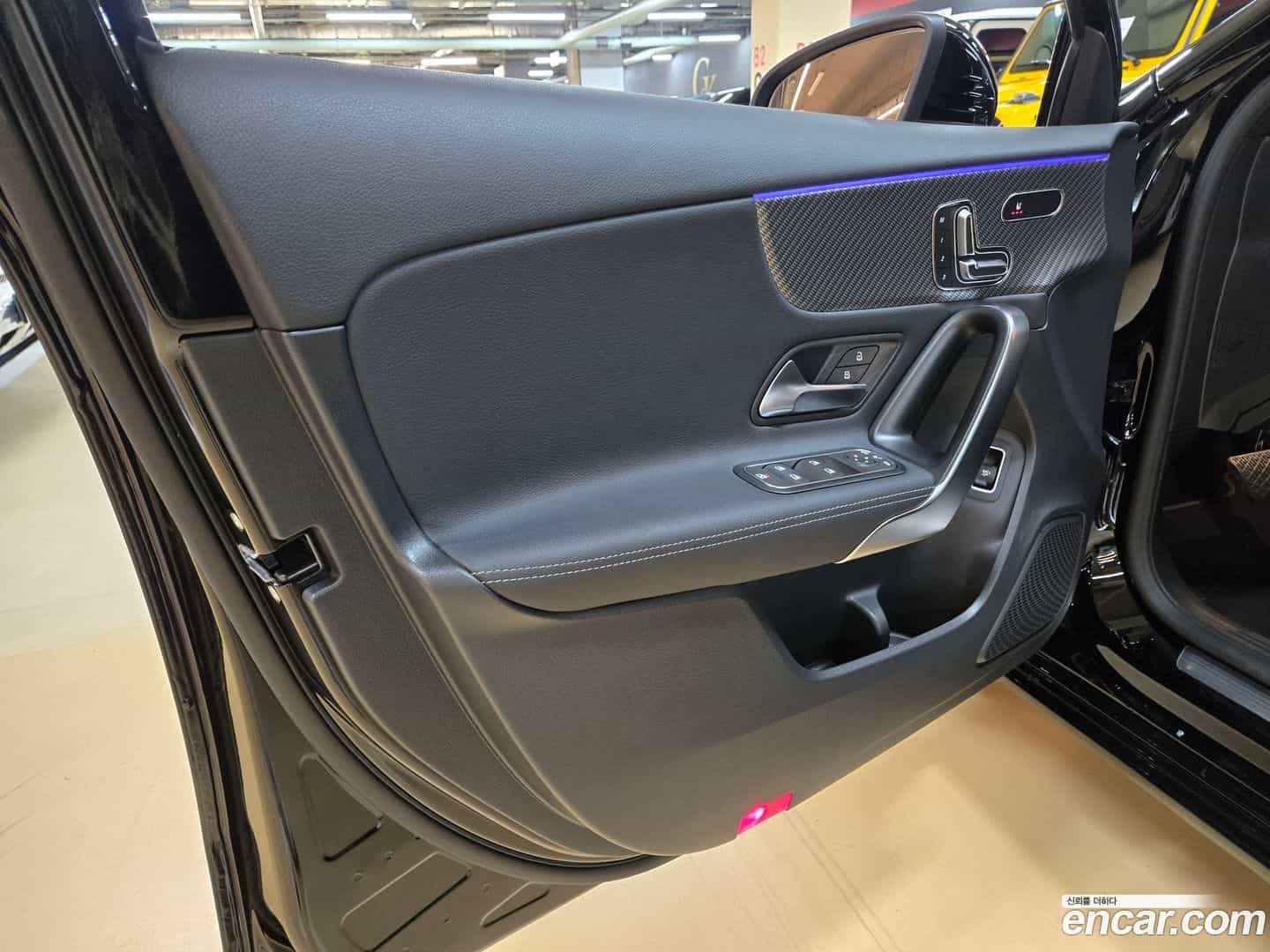 A-Class Mercedes-Benz 2023.11-OPTION-019