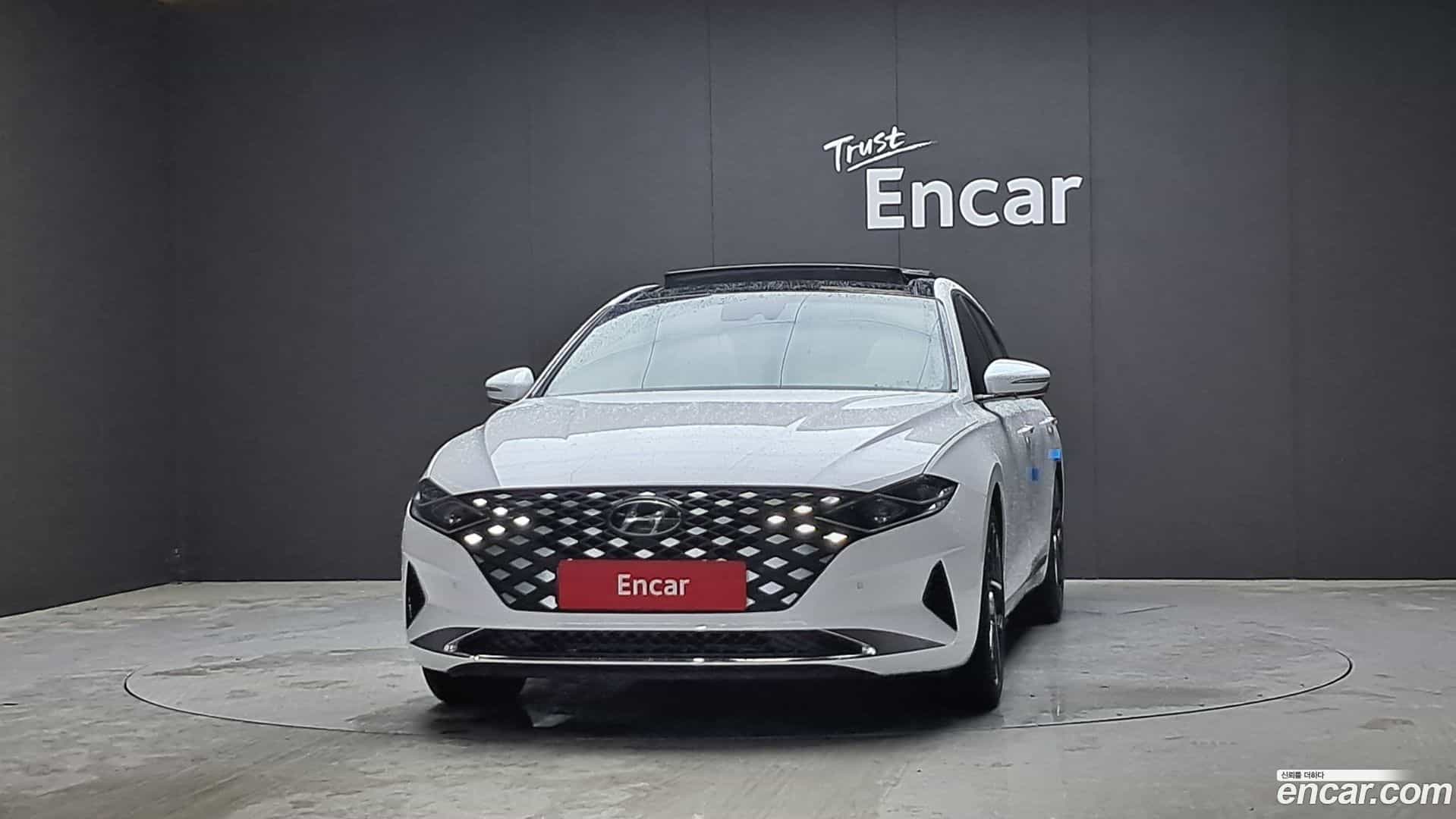 Grandeur Hyundai 2022.5-OUTER-003