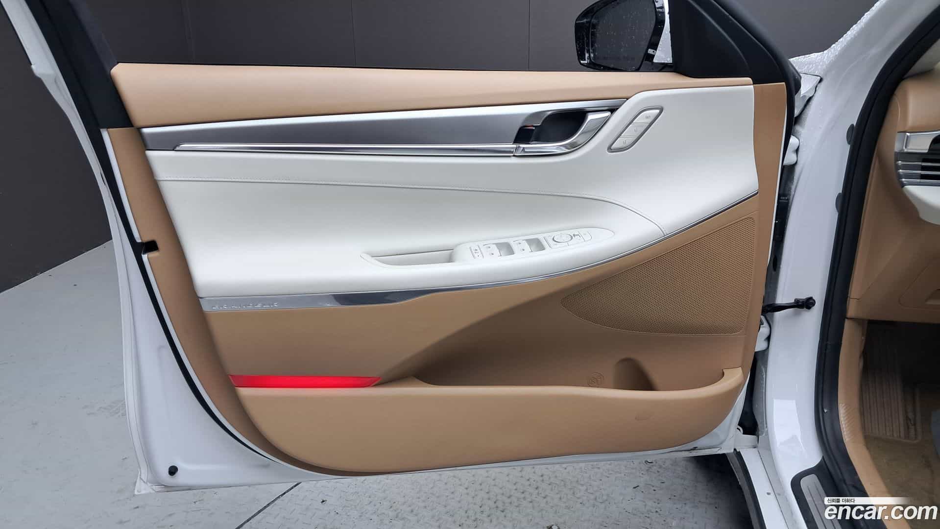 Grandeur Hyundai 2022.5-INNER-034