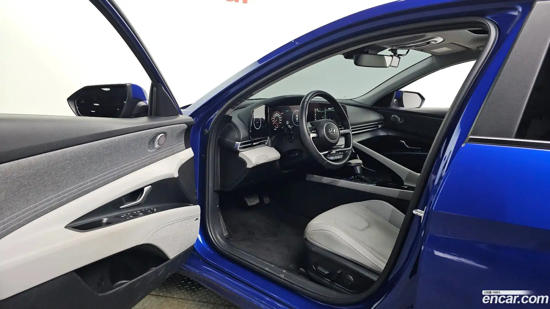 AVANTE Hyundai 2023.3-INNER-010