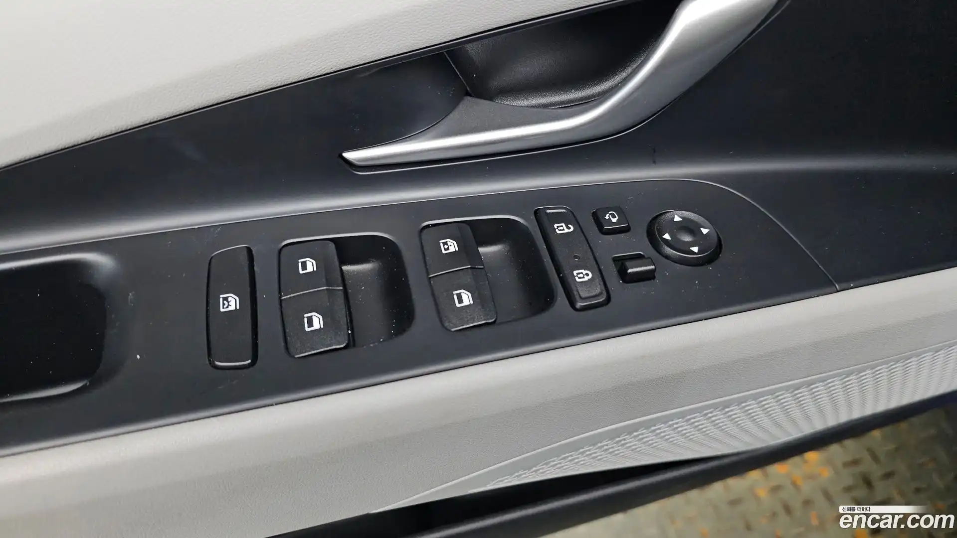 AVANTE Hyundai 2023.3-OPTION-017