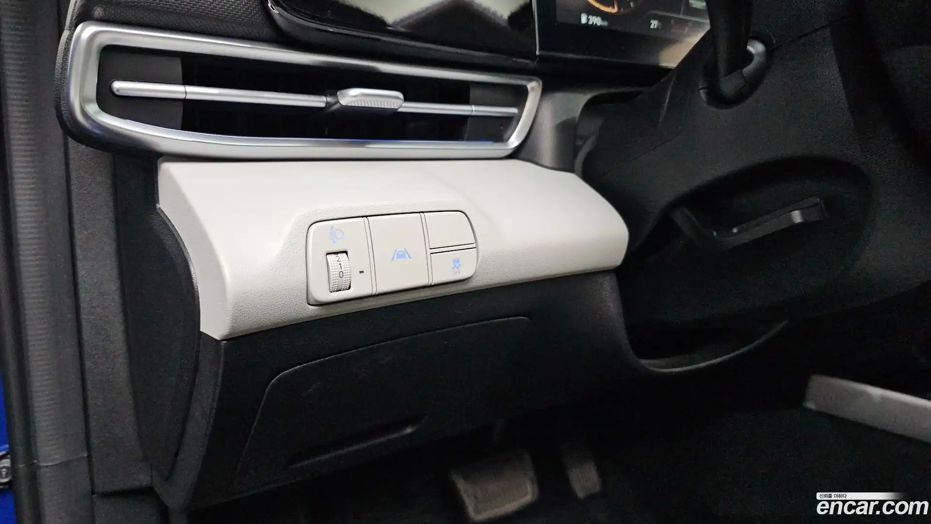 AVANTE Hyundai 2023.3-OPTION-018
