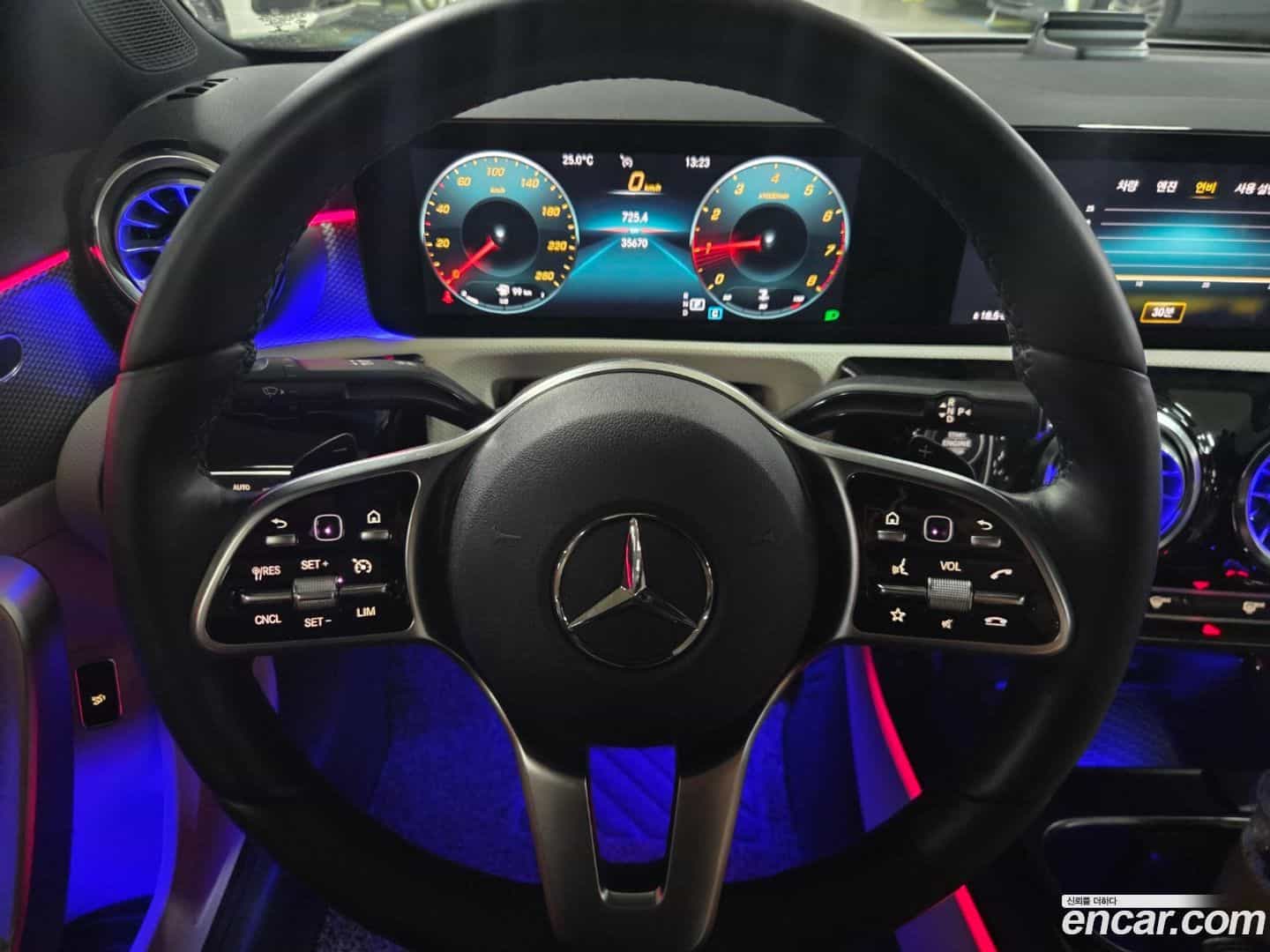 A-Class Mercedes-Benz 2021.4-OUTER-006