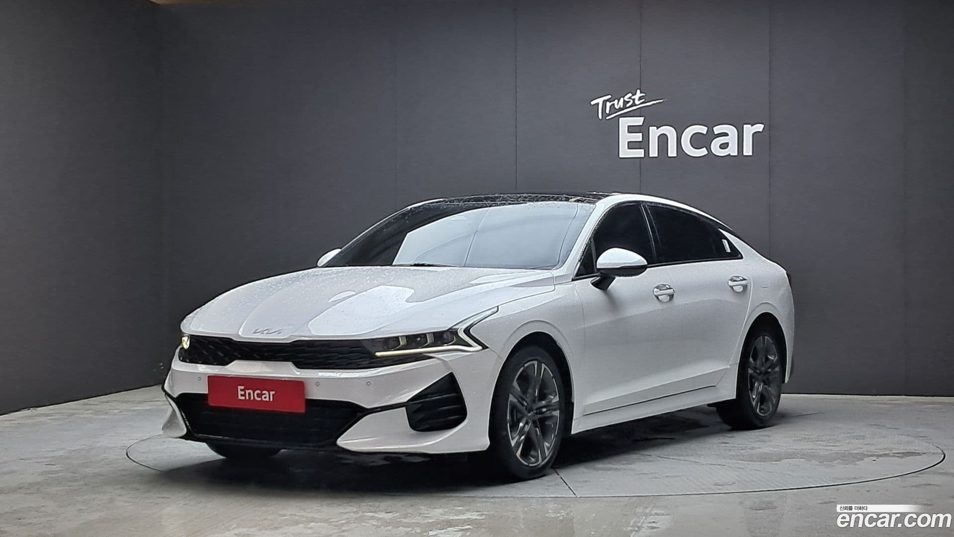 Main__Slider__Photo:K5 Kia 2023.6-0