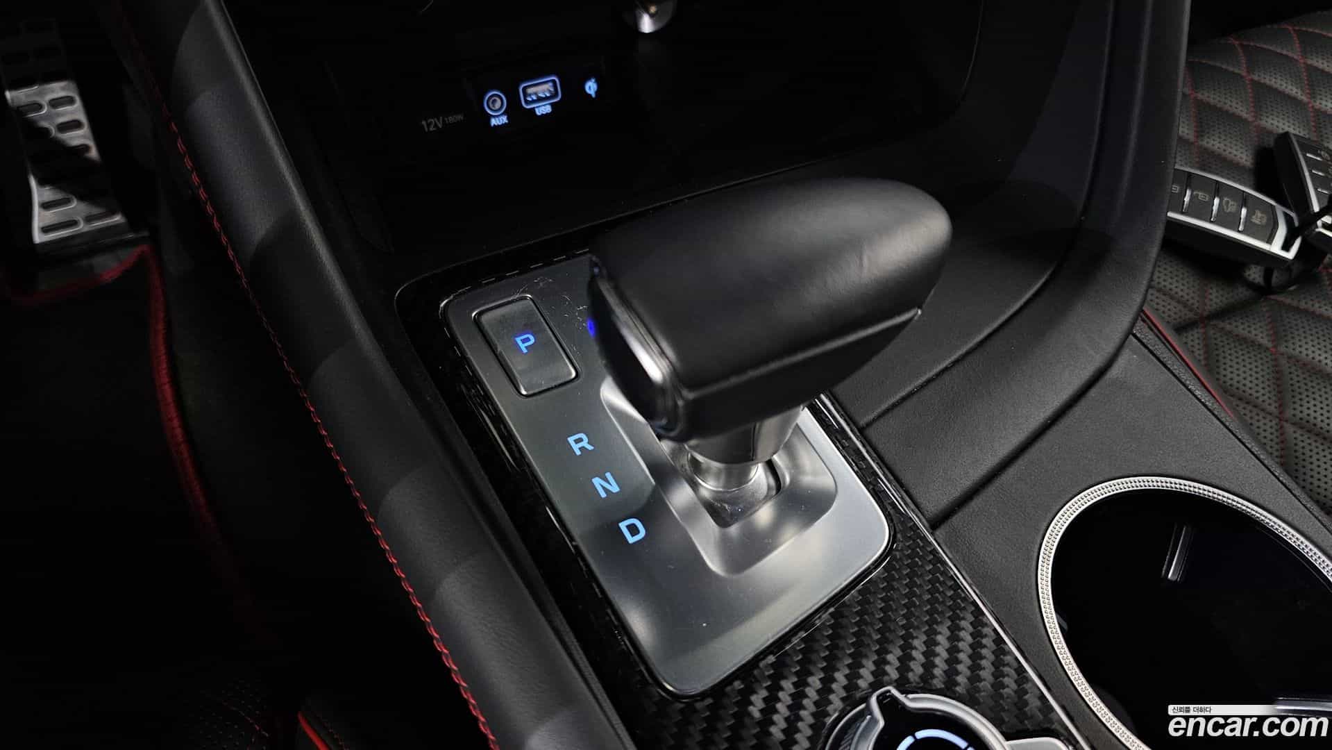 G70 Genesis 2020.0-INNER-009