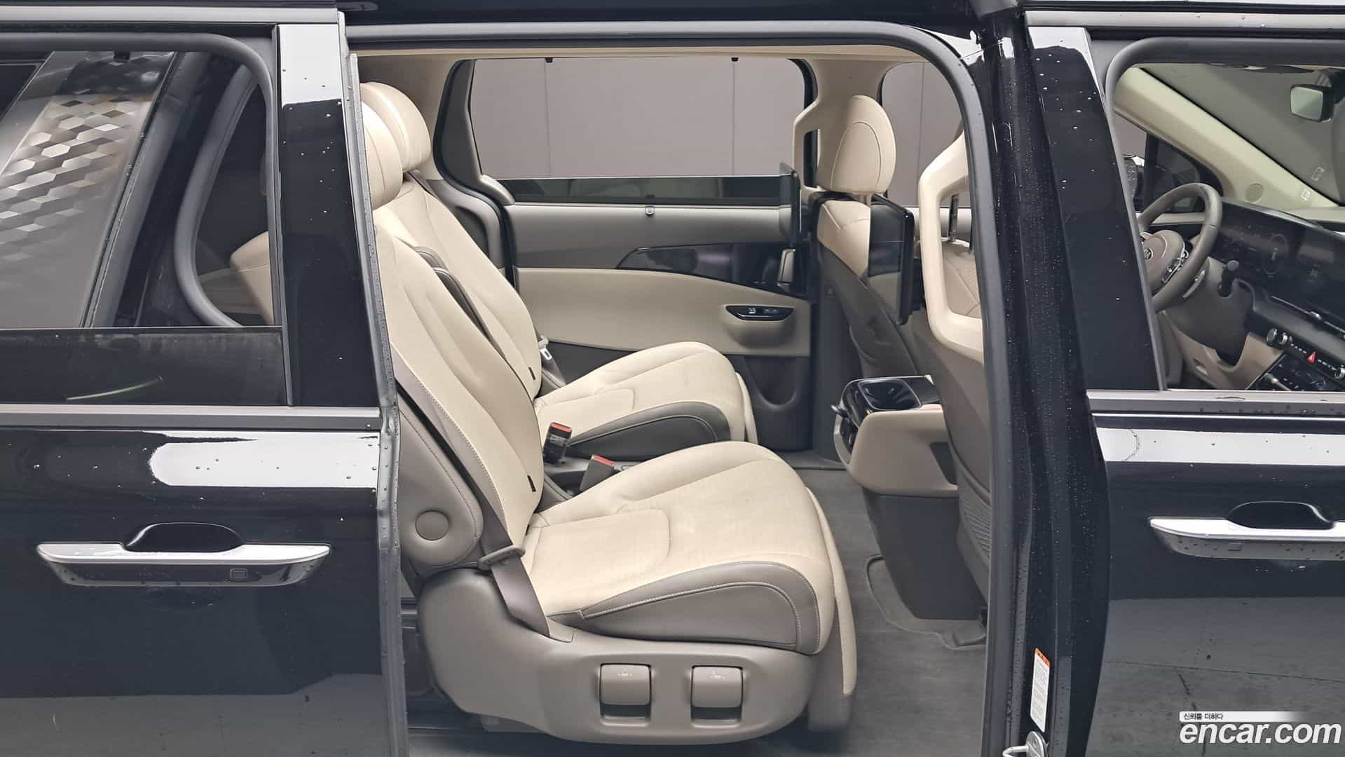 Canival Kia 2021.6-OPTION-015