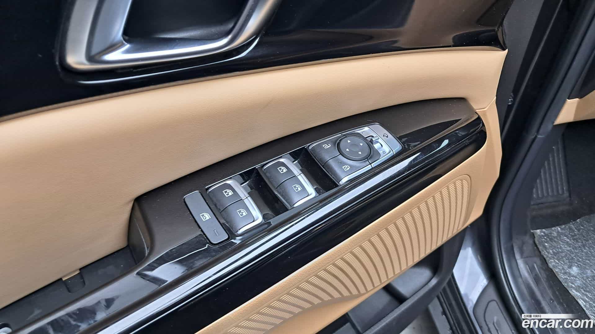 Canival Kia 2023.7-OPTION-019