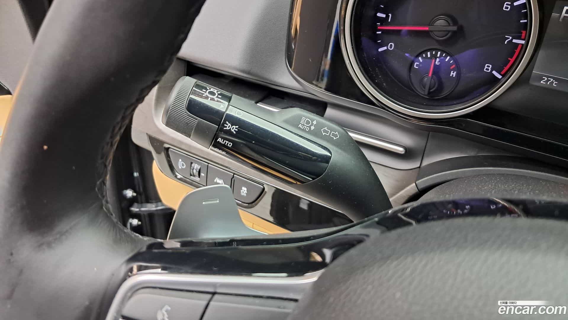 Canival Kia 2023.7-OPTION-041