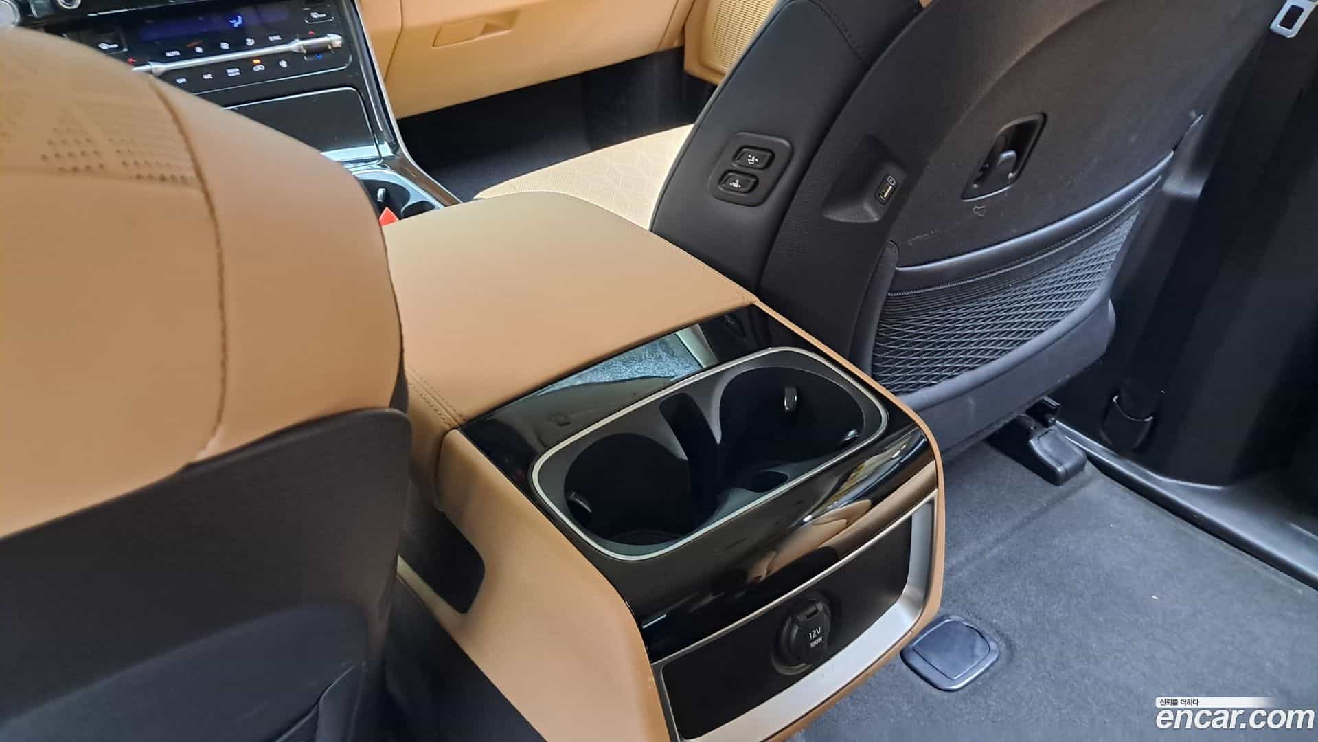Canival Kia 2023.7-OPTION-042