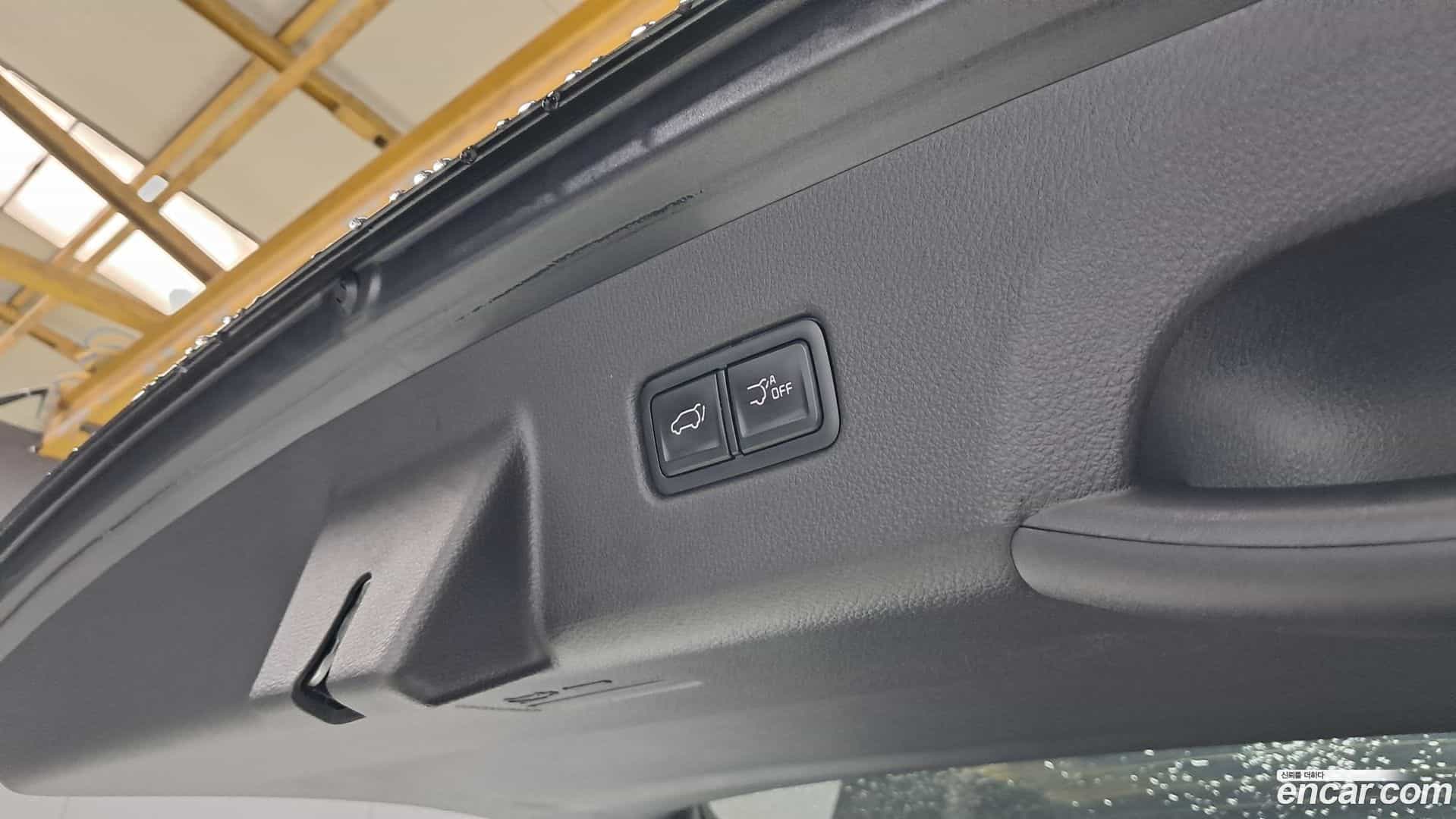 Canival Kia 2023.7-OPTION-045
