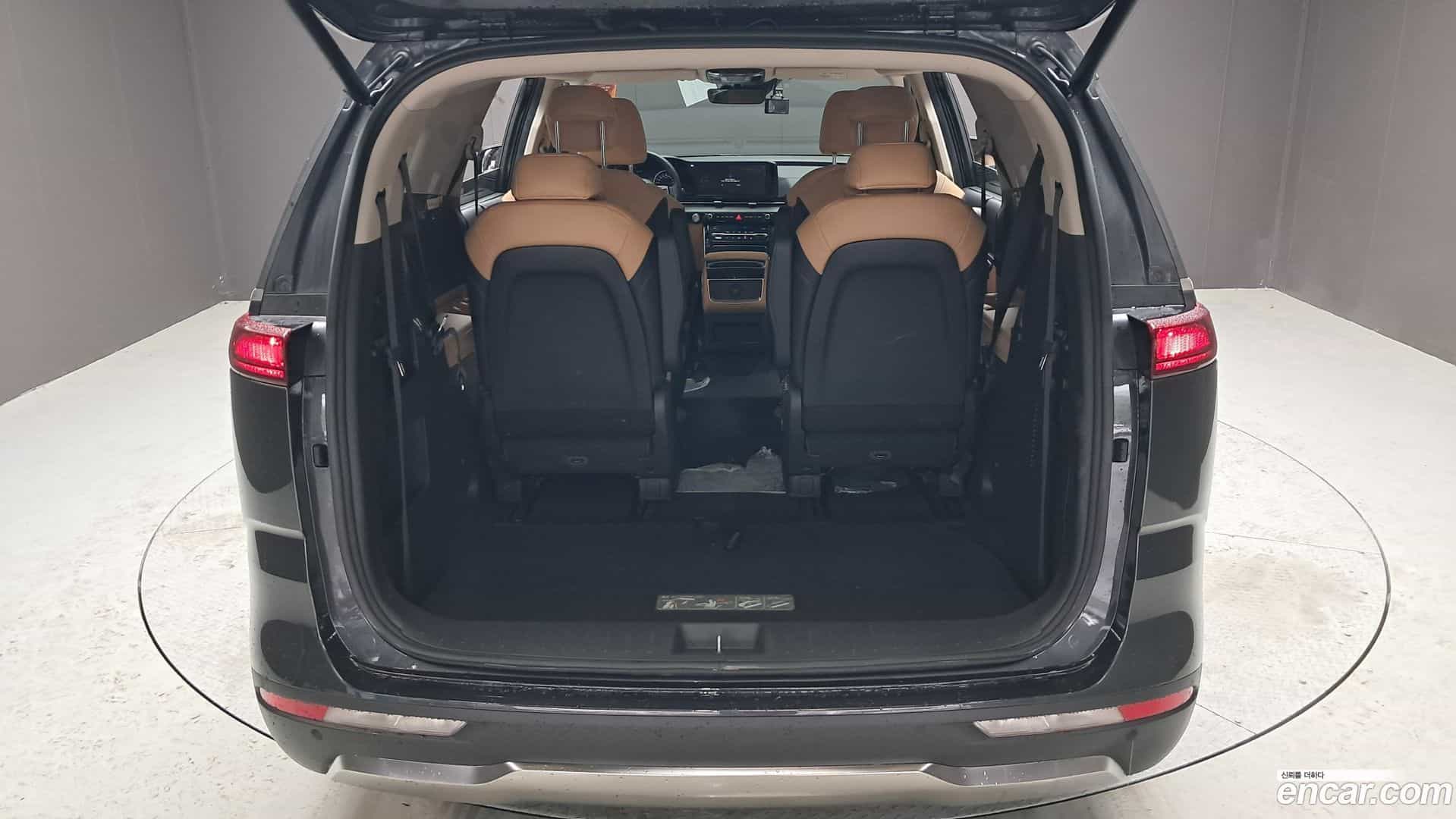 Canival Kia 2023.7-OPTION-046