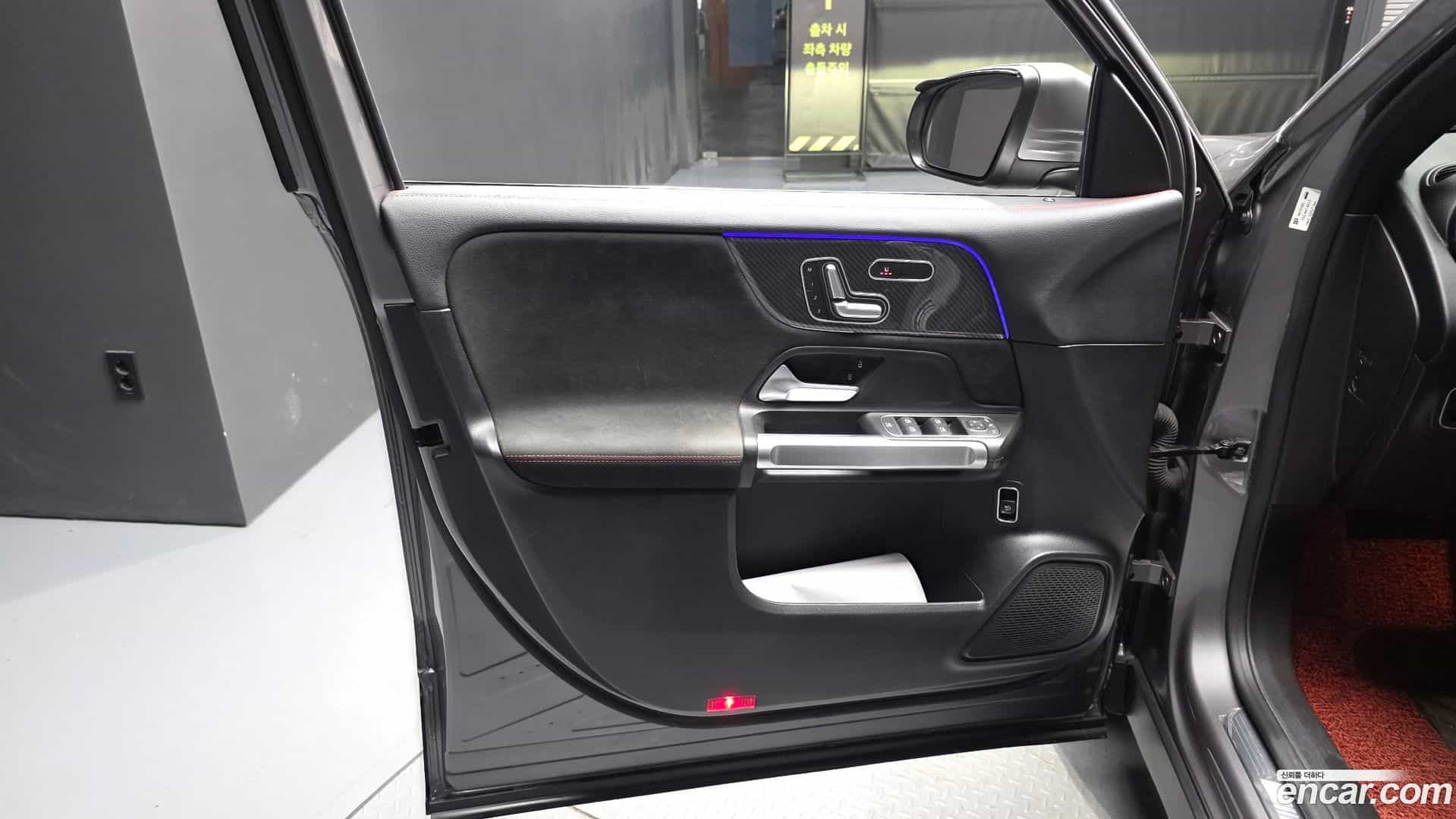 GLB-Class Mercedes-Benz 2021.5-INNER-034