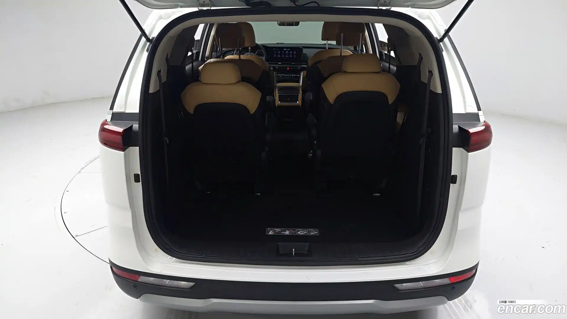 Canival Kia 2020.8-OPTION-024