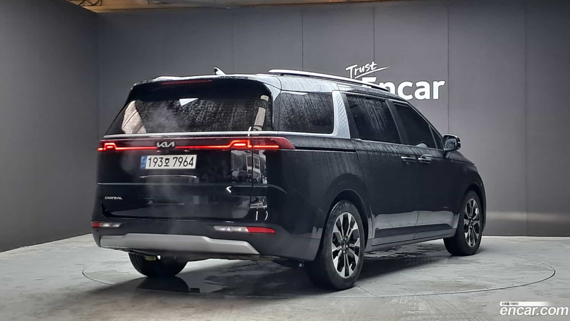 Canival Kia 2022.11-OUTER-002