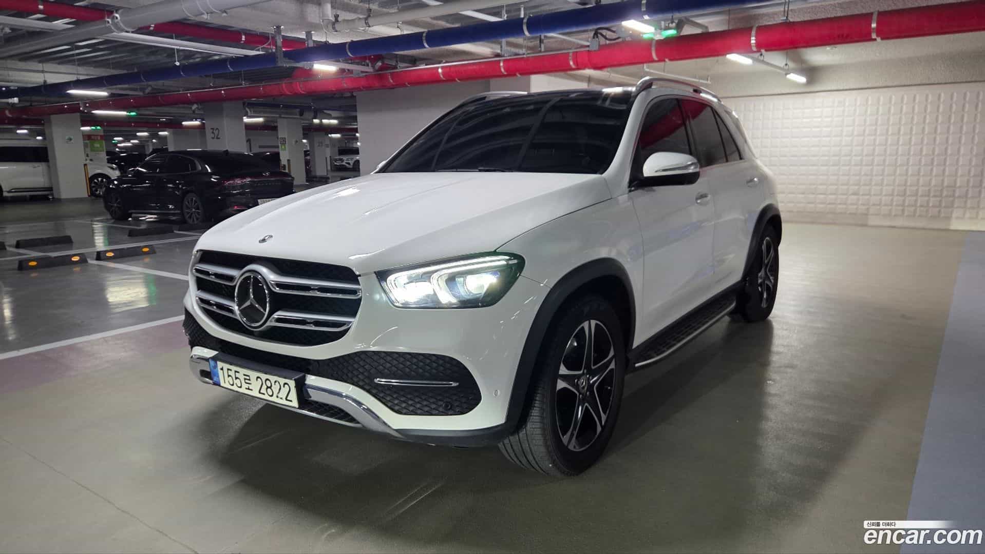 GLE-Class Mercedes-Benz 2022.6-OUTER-001