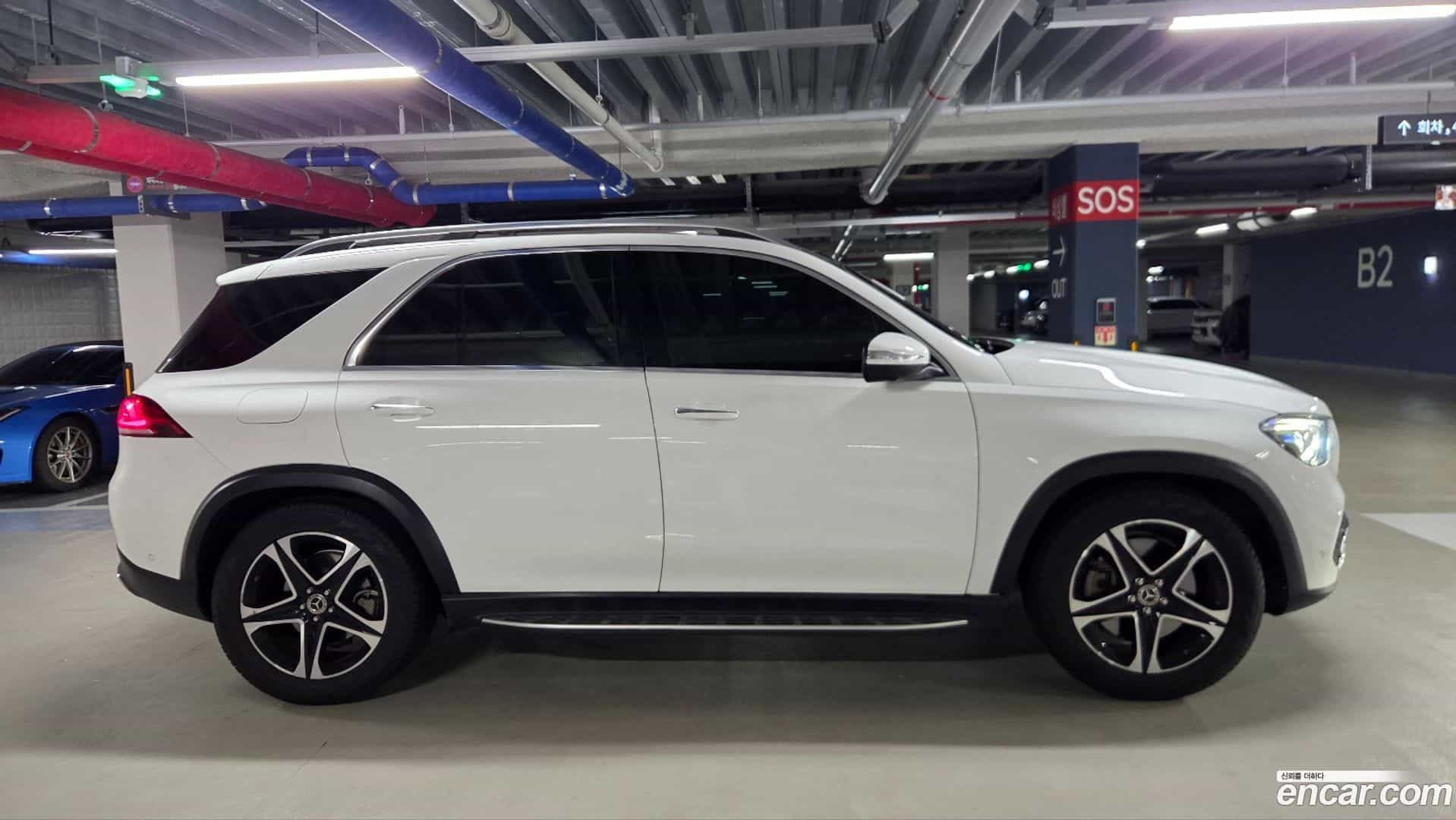 GLE-Class Mercedes-Benz 2022.6-OUTER-004