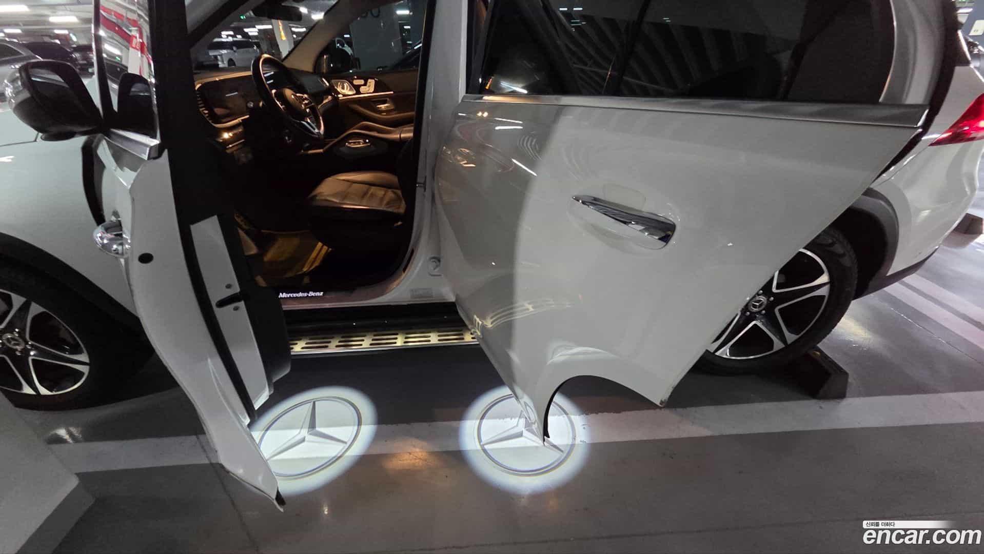 GLE-Class Mercedes-Benz 2022.6-OPTION-017