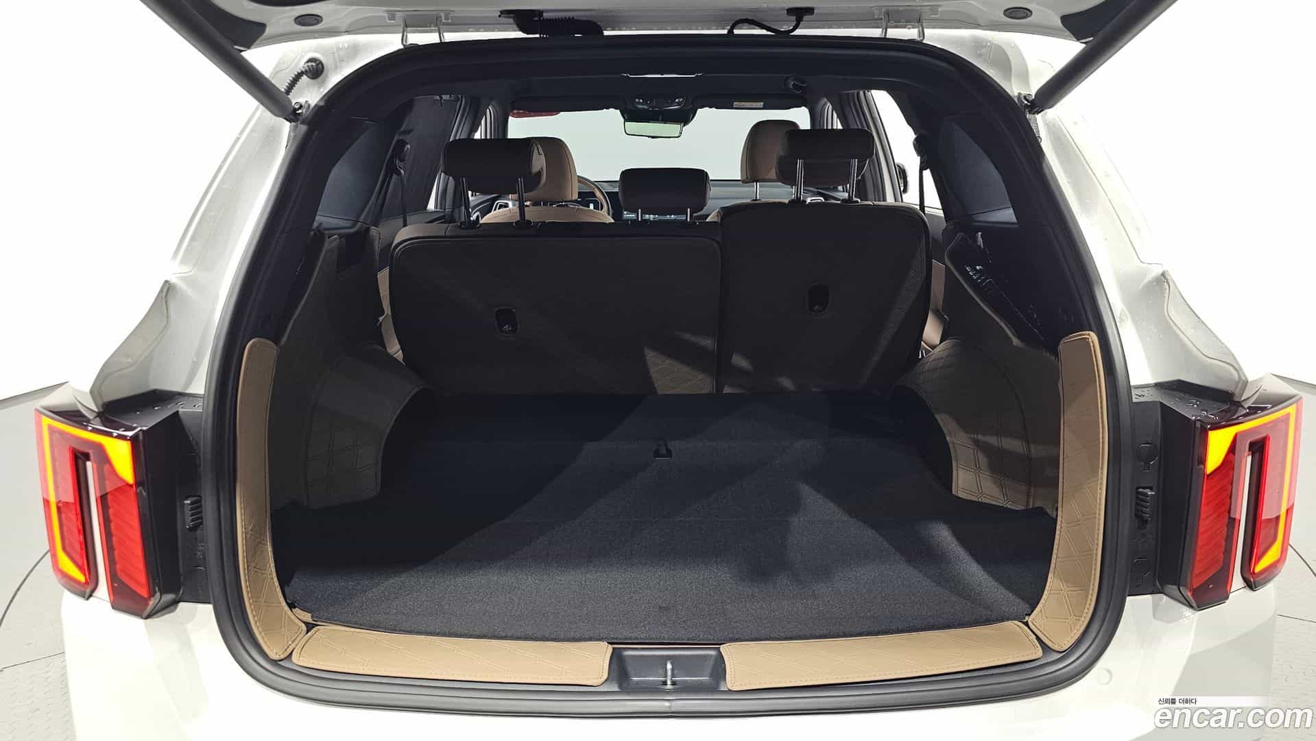 Sorento Kia 2024.6-OPTION-024