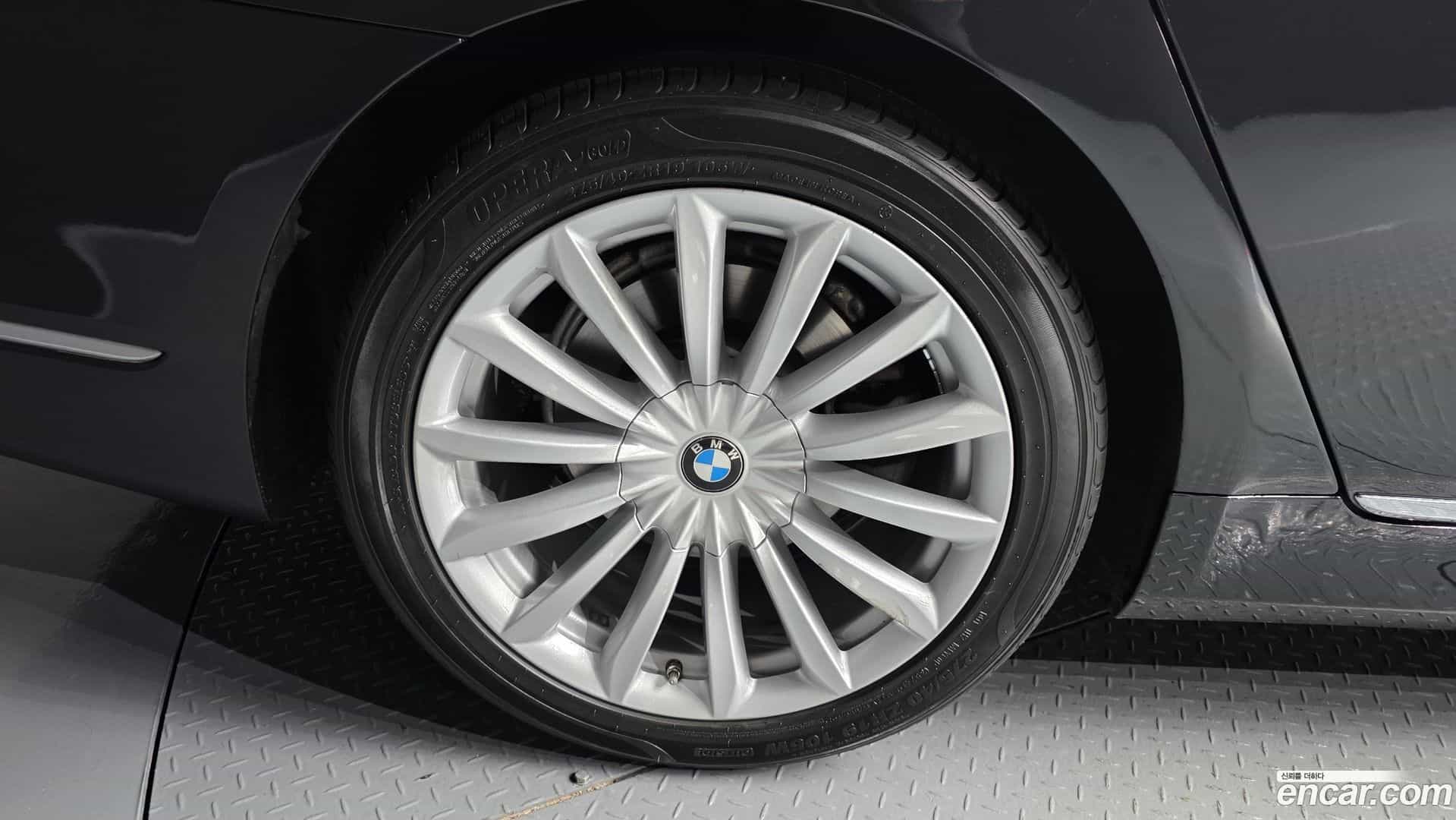 7-Series BMW 2016.11-OUTER-005