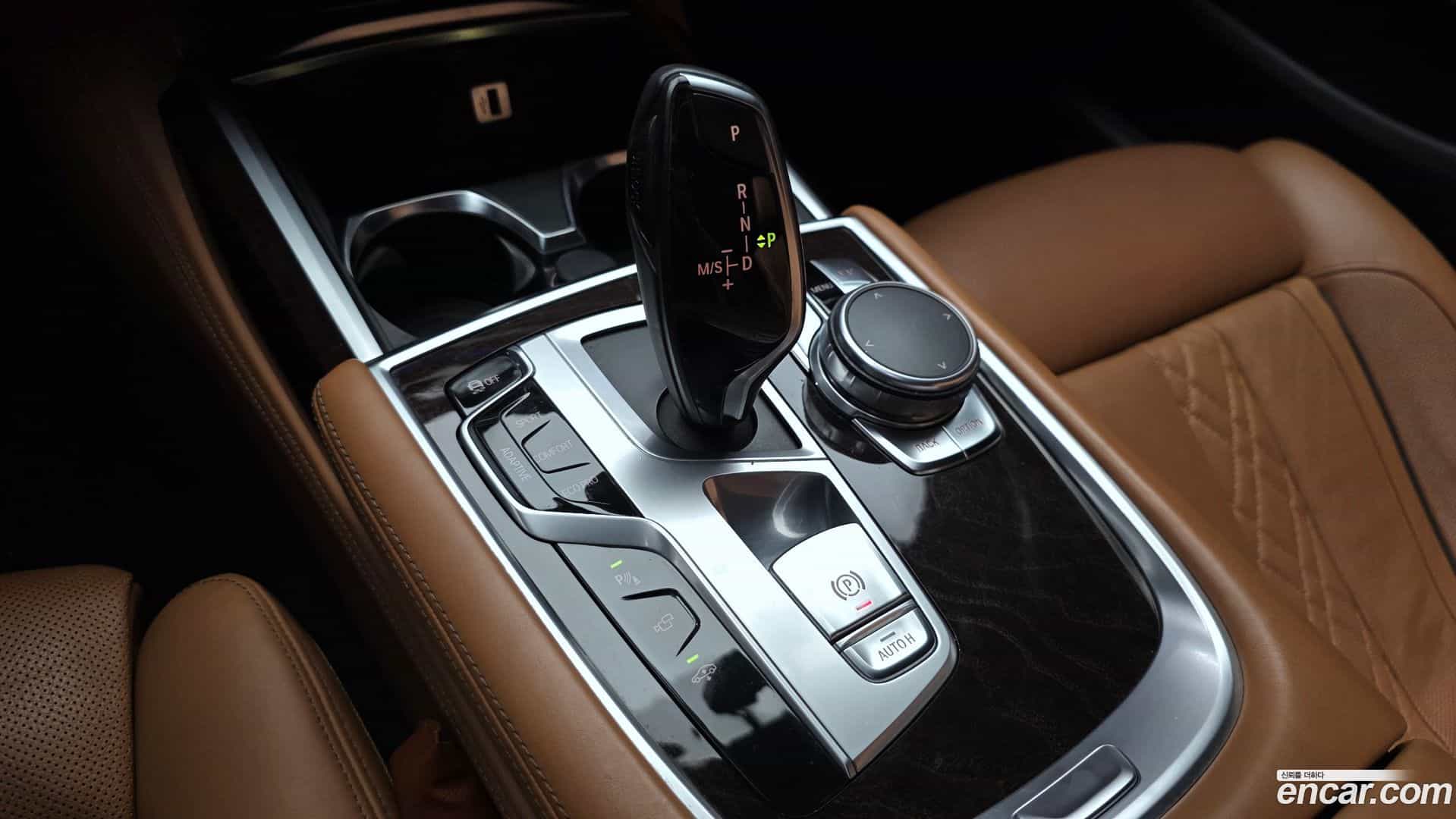 7-Series BMW 2016.11-INNER-009