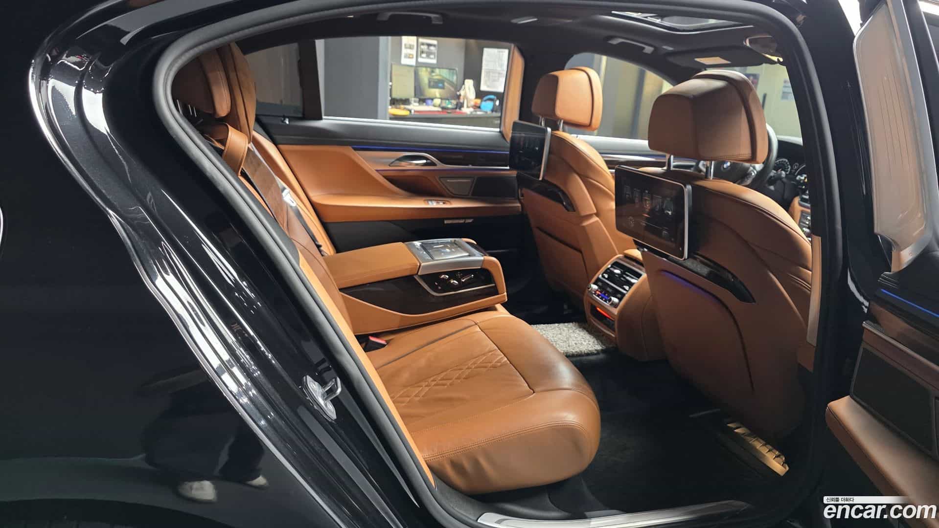7-Series BMW 2016.11-OPTION-016