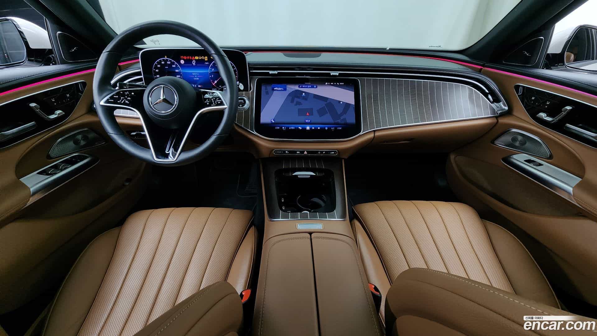 E-Class Mercedes-Benz 2024.4-INNER-007