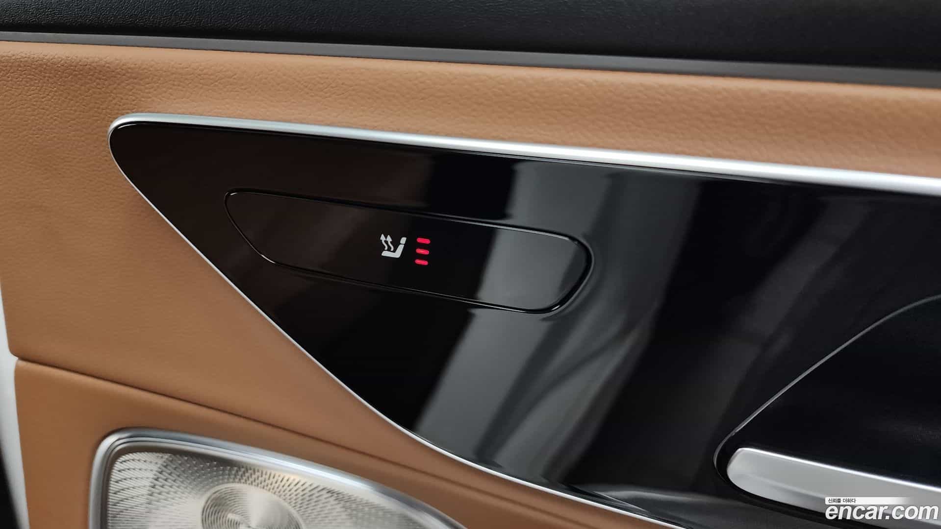 E-Class Mercedes-Benz 2024.4-OPTION-023
