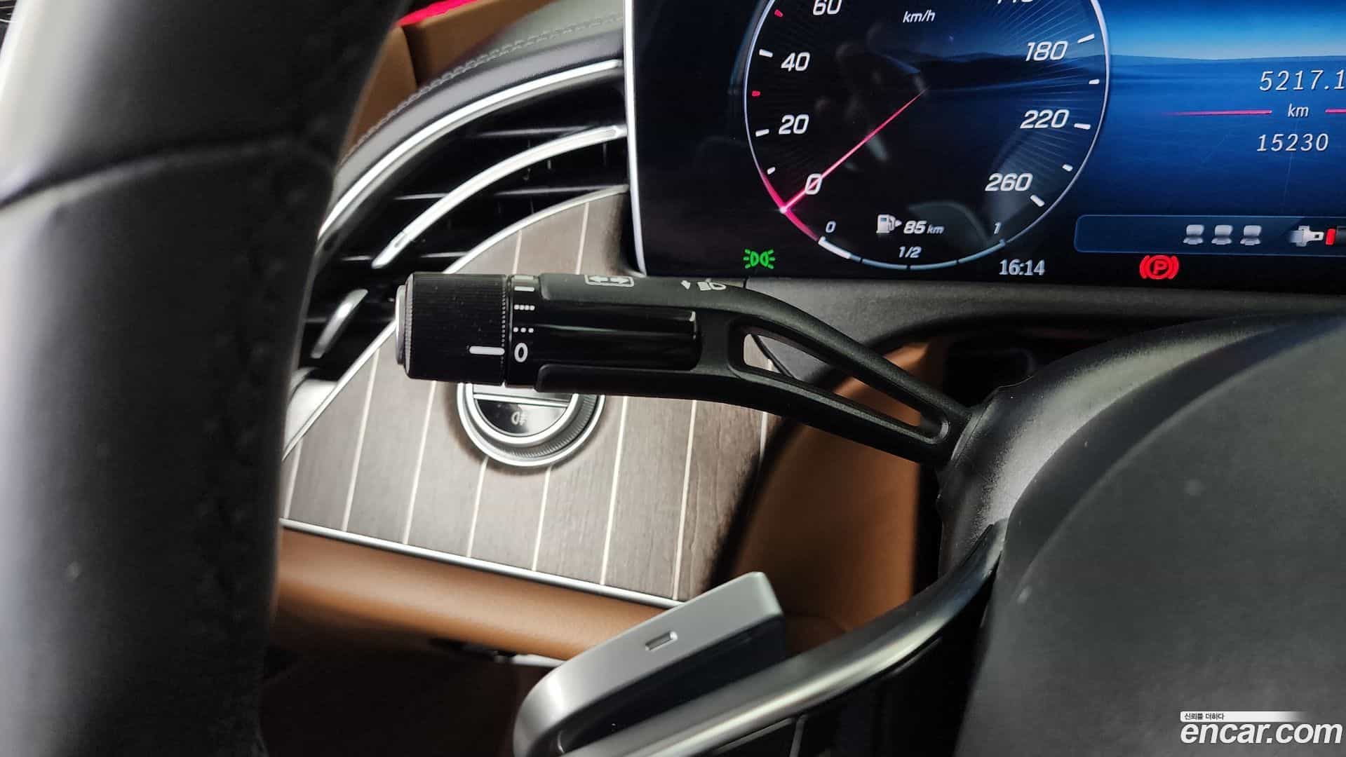 E-Class Mercedes-Benz 2024.4-OPTION-041
