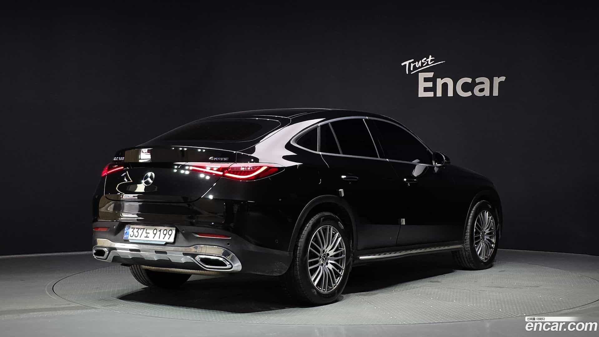 GLC-Class Mercedes-Benz 2025.0-OUTER-002