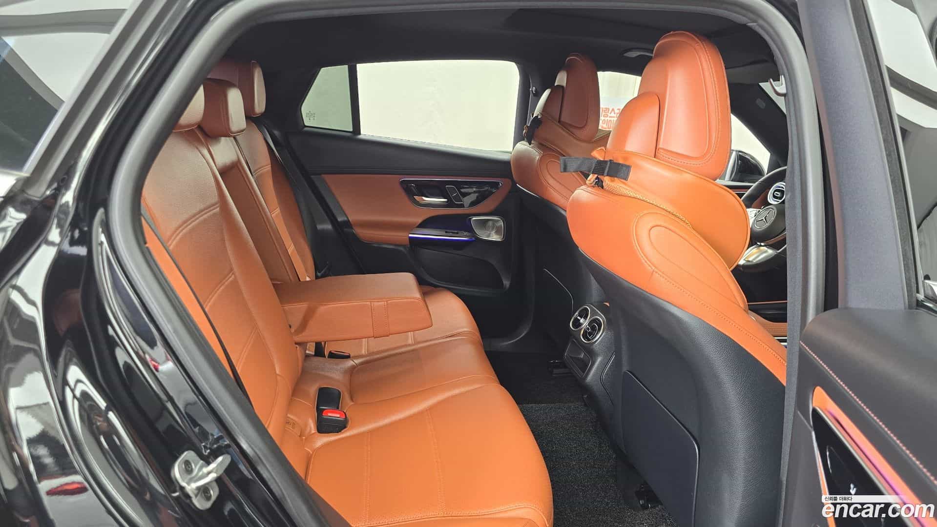 GLC-Class Mercedes-Benz 2025.0-OPTION-015