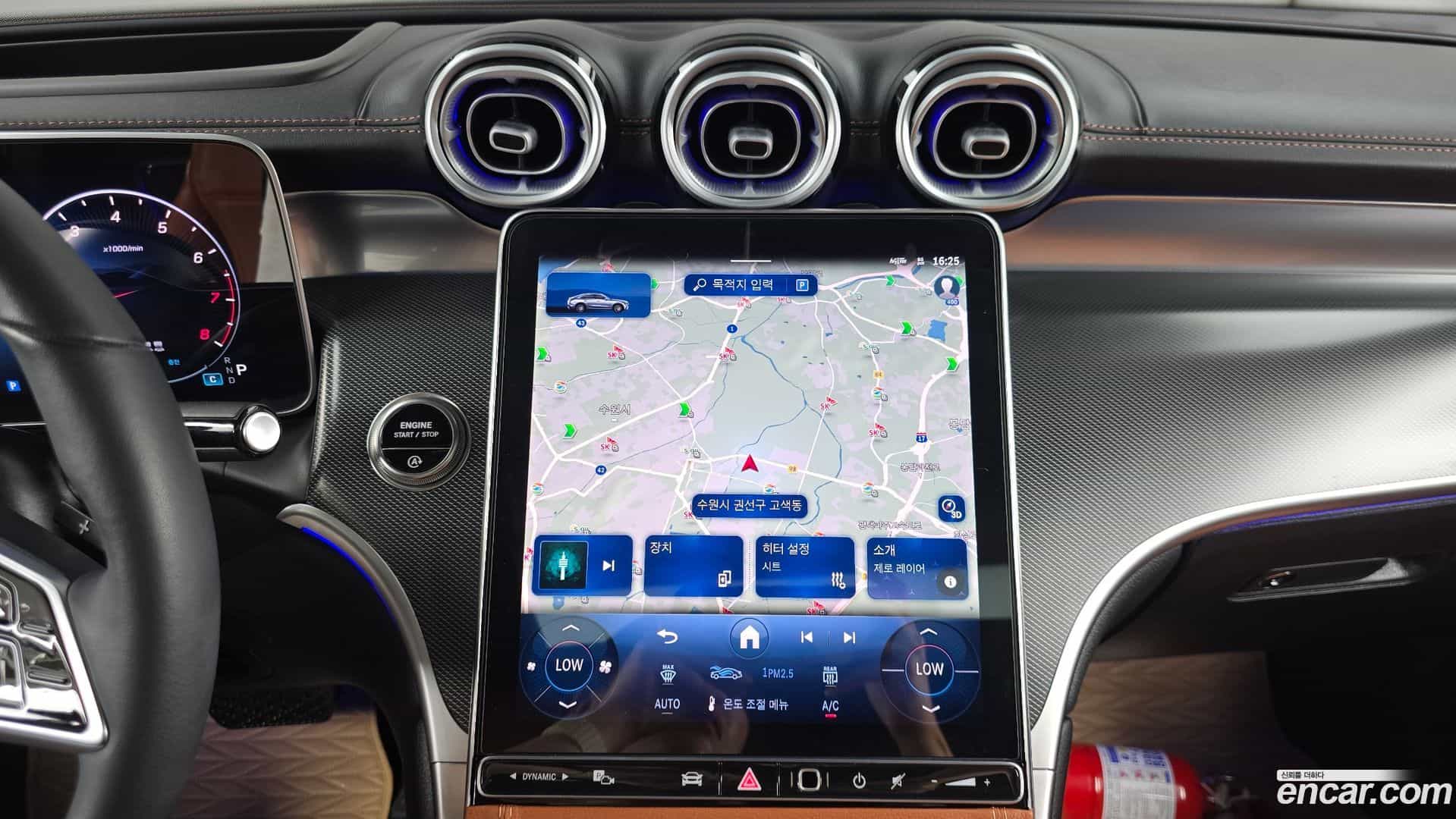 GLC-Class Mercedes-Benz 2025.0-OPTION-017
