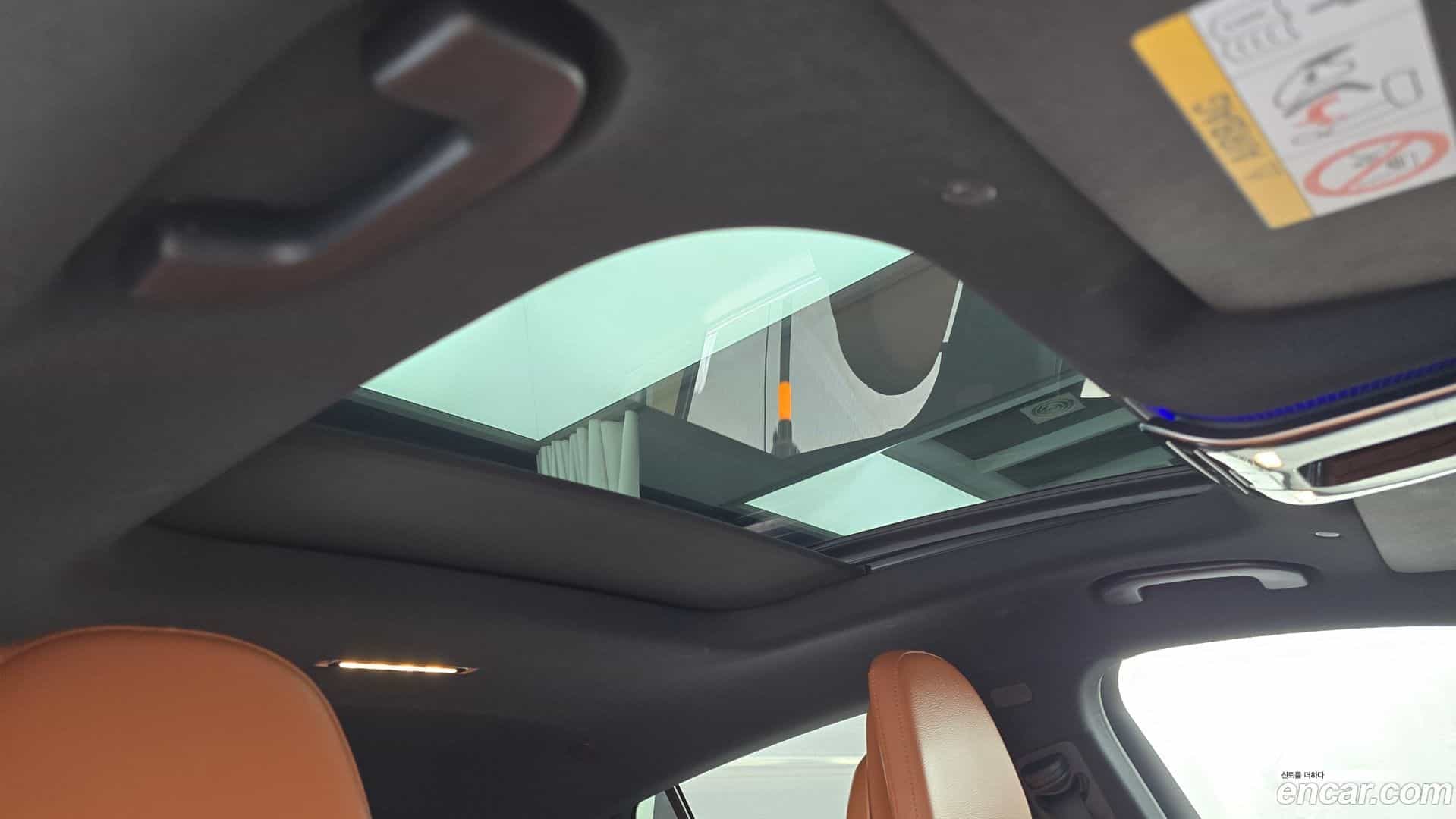 GLC-Class Mercedes-Benz 2025.0-OPTION-021