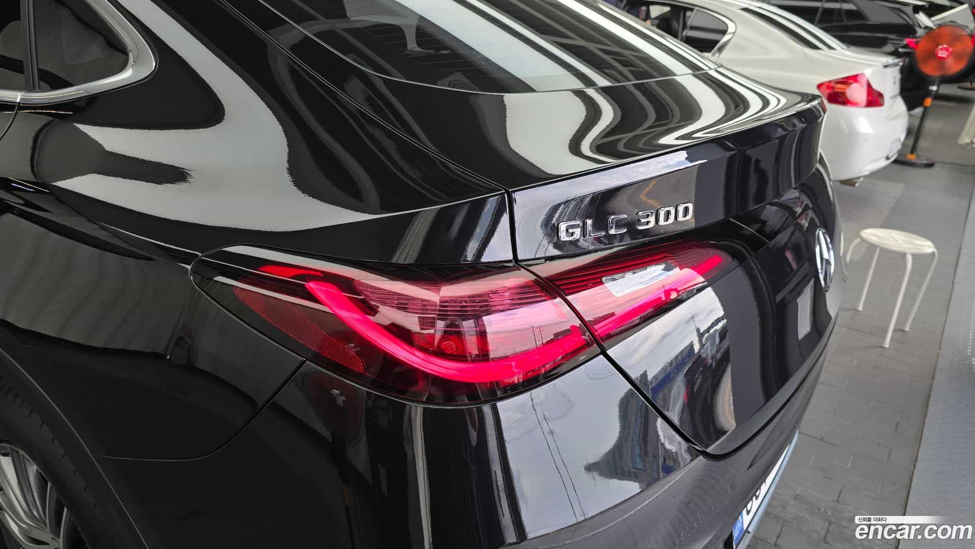 GLC-Class Mercedes-Benz 2025.0-OUTER-033
