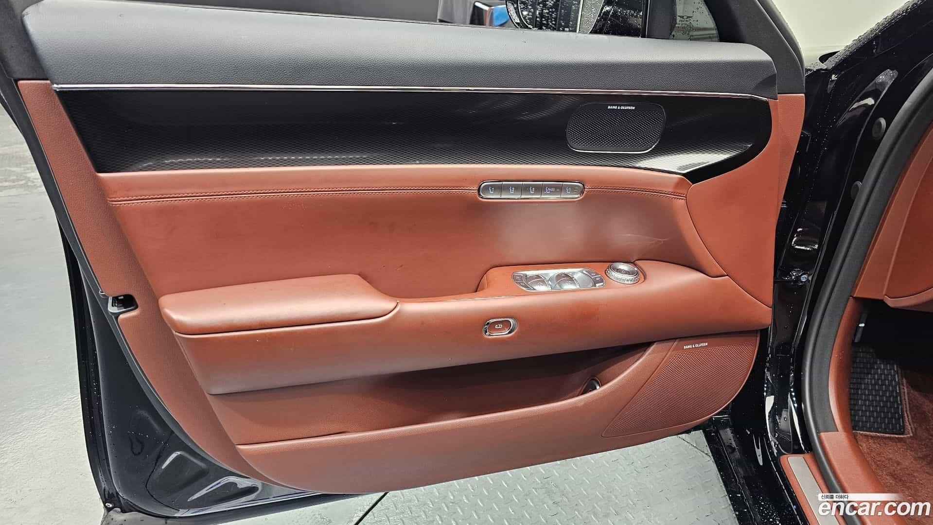 G90 Genesis 2022.7-INNER-034
