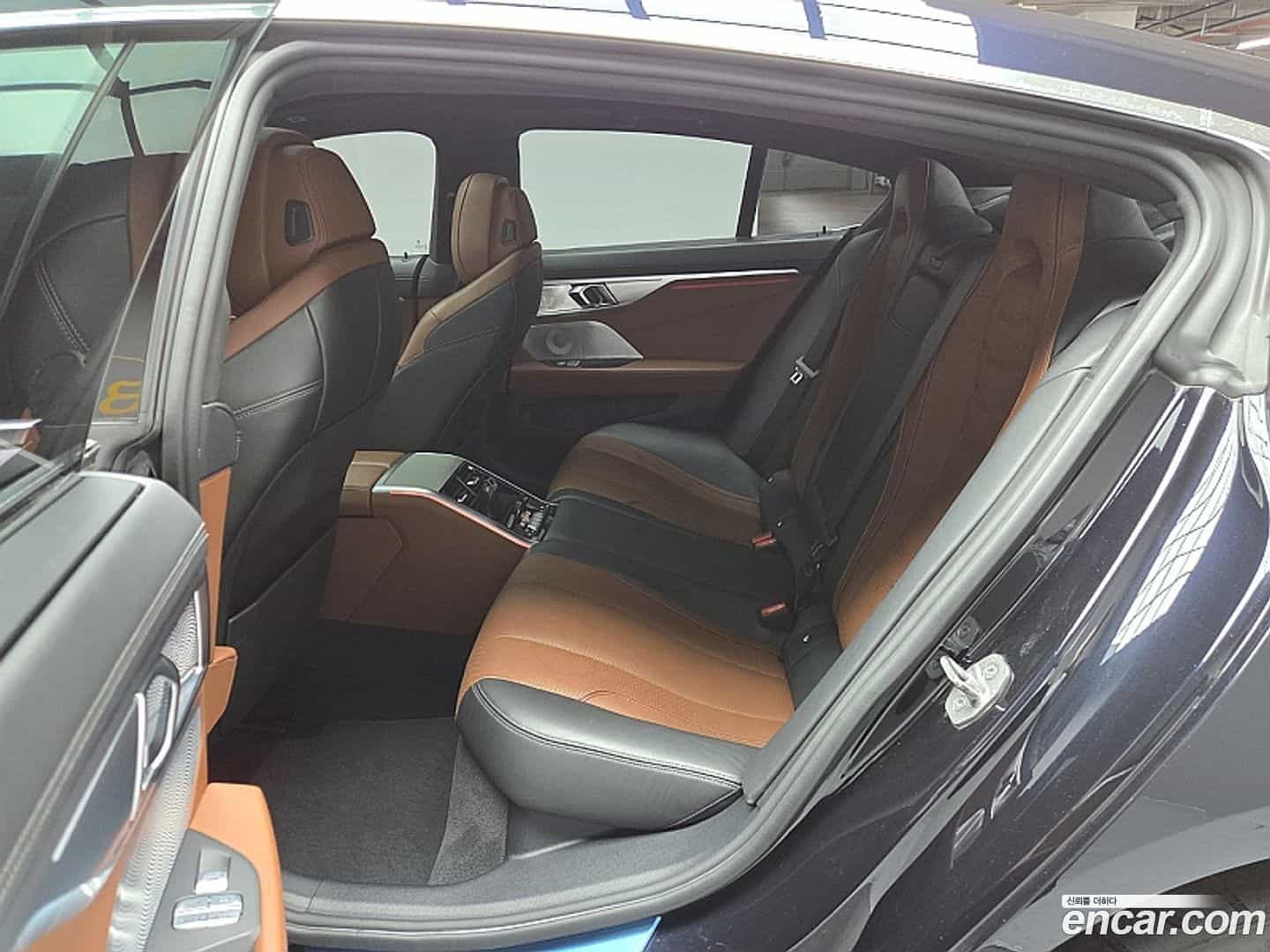 8-Series BMW 2020.3-OPTION-018