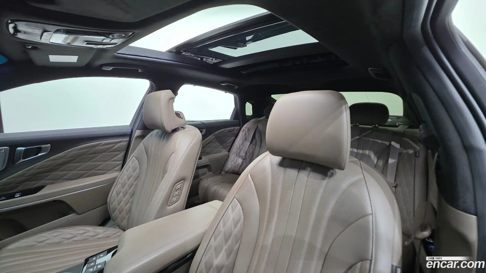 K8 Kia 2022.11-OPTION-016