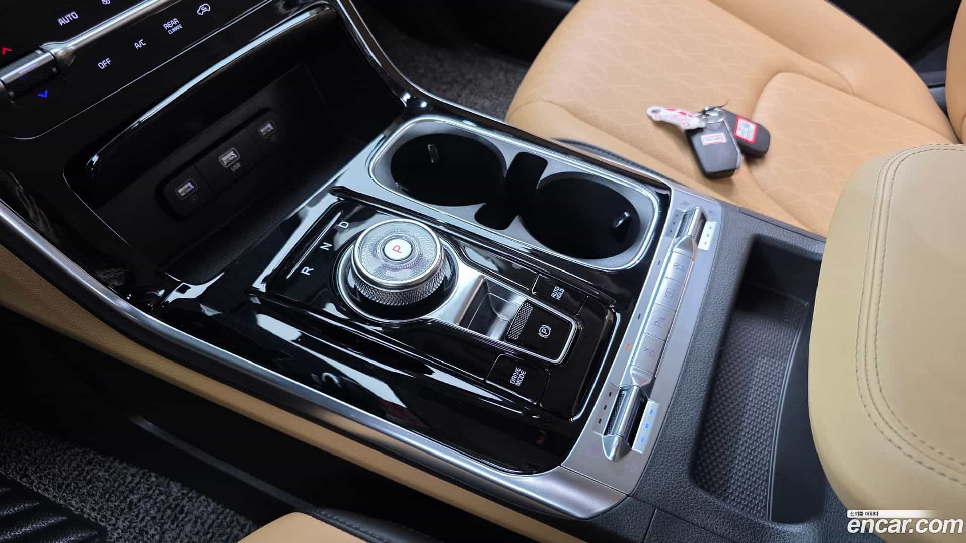 Canival Kia 2023.1-INNER-009