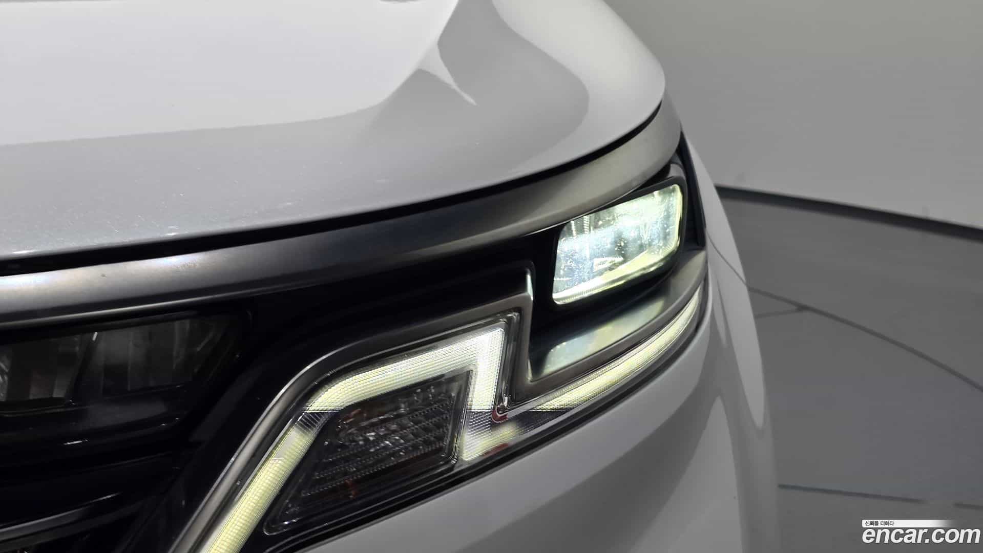 Canival Kia 2023.1-OUTER-032