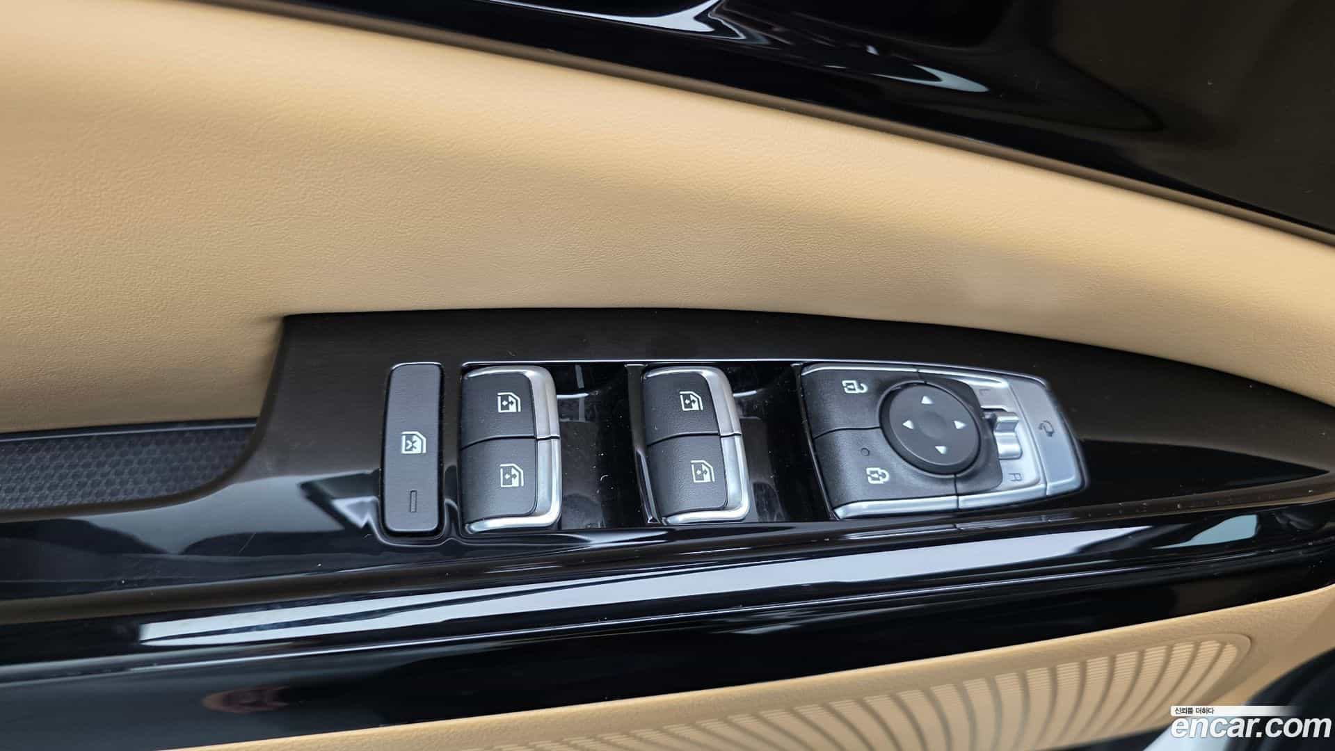 Canival Kia 2023.1-OPTION-040